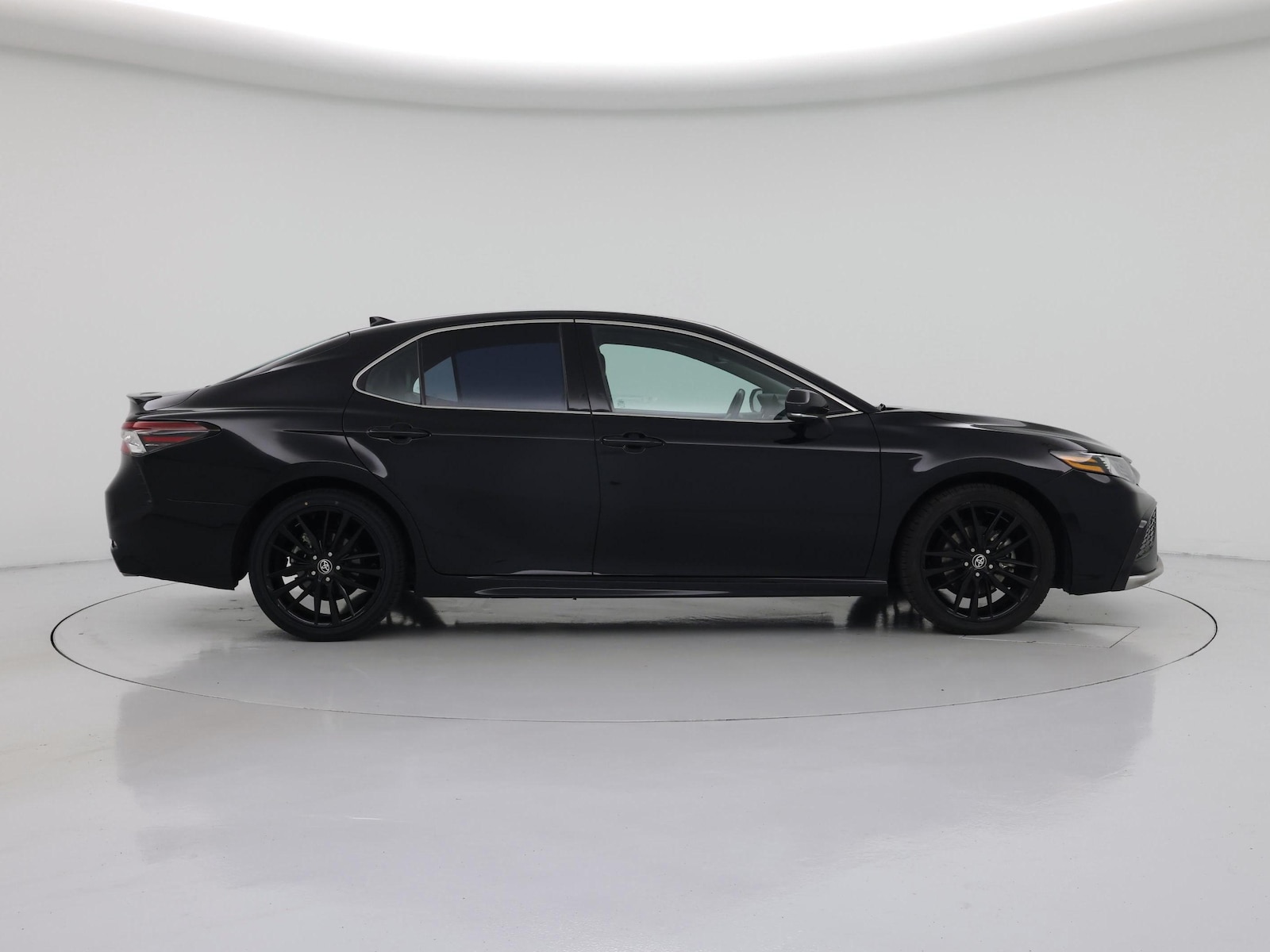 2024 Toyota Camry XSE - Photo 8