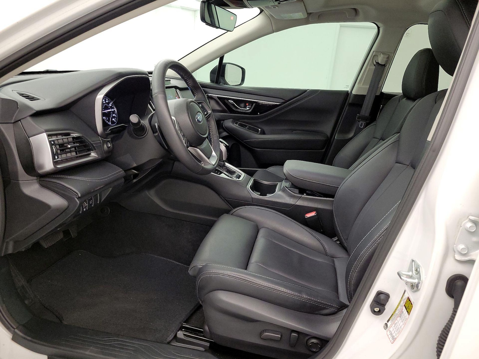 2024 Subaru Outback Limited - Photo 12