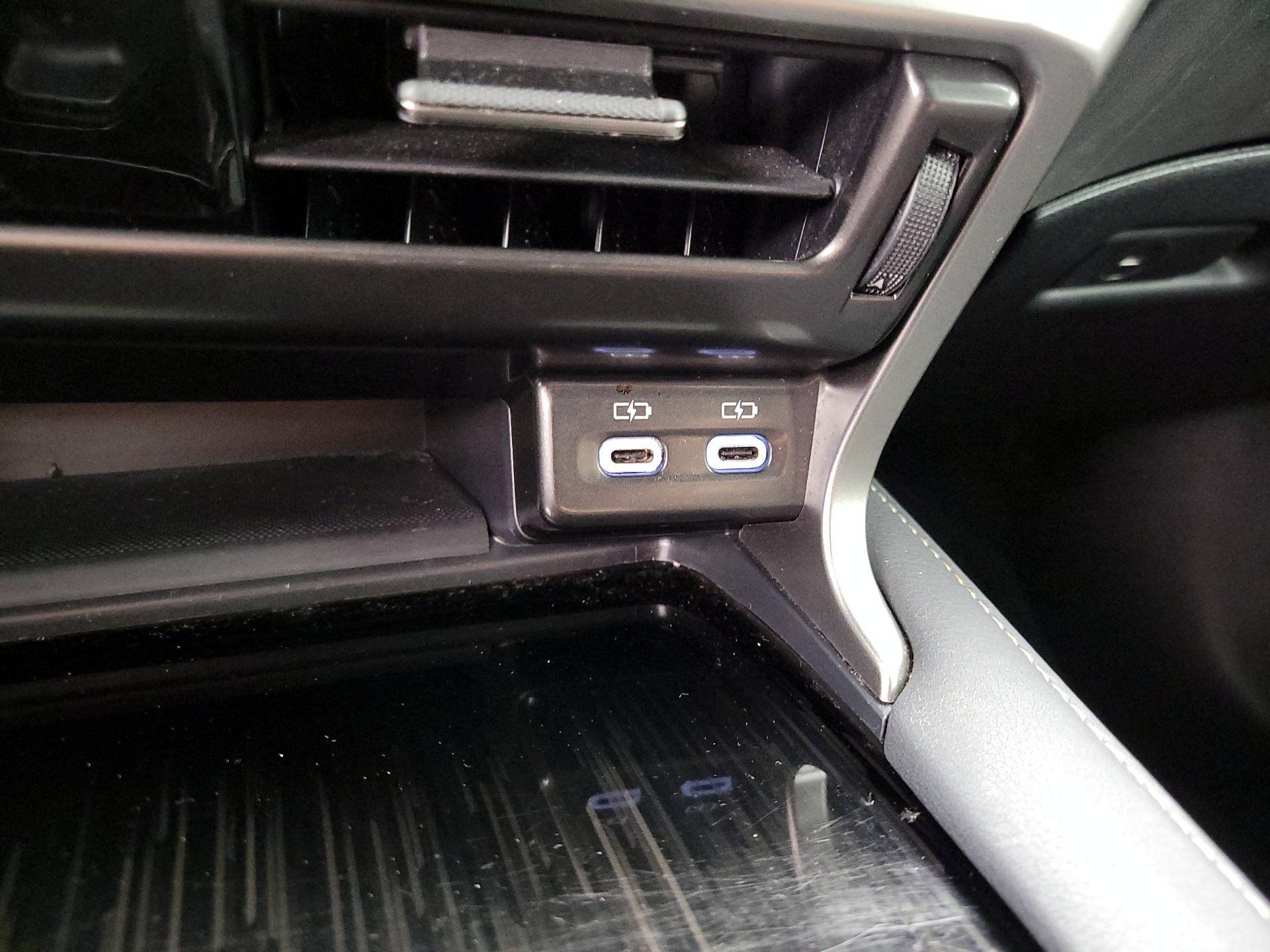 Thumbnail: 2024 Lexus RX - 18