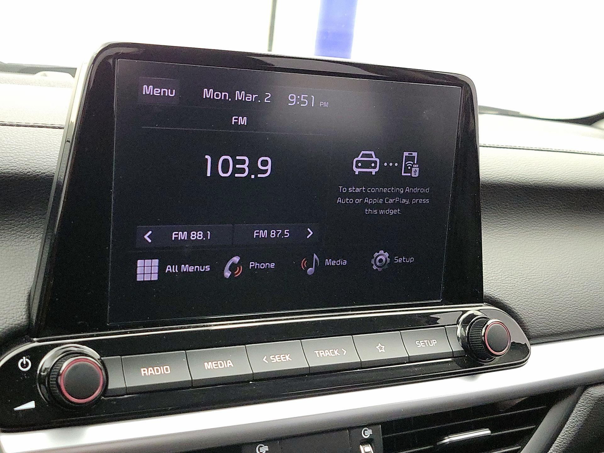 Thumbnail: 2023 Kia Forte - 15