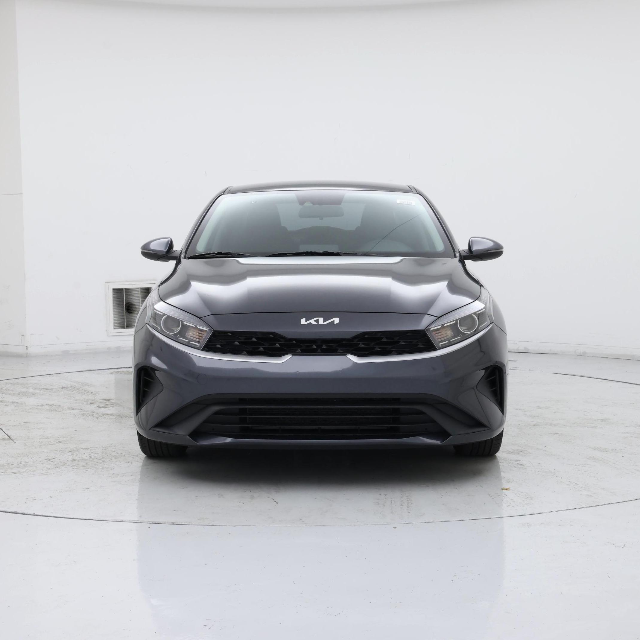 Thumbnail: 2023 Kia Forte - 5