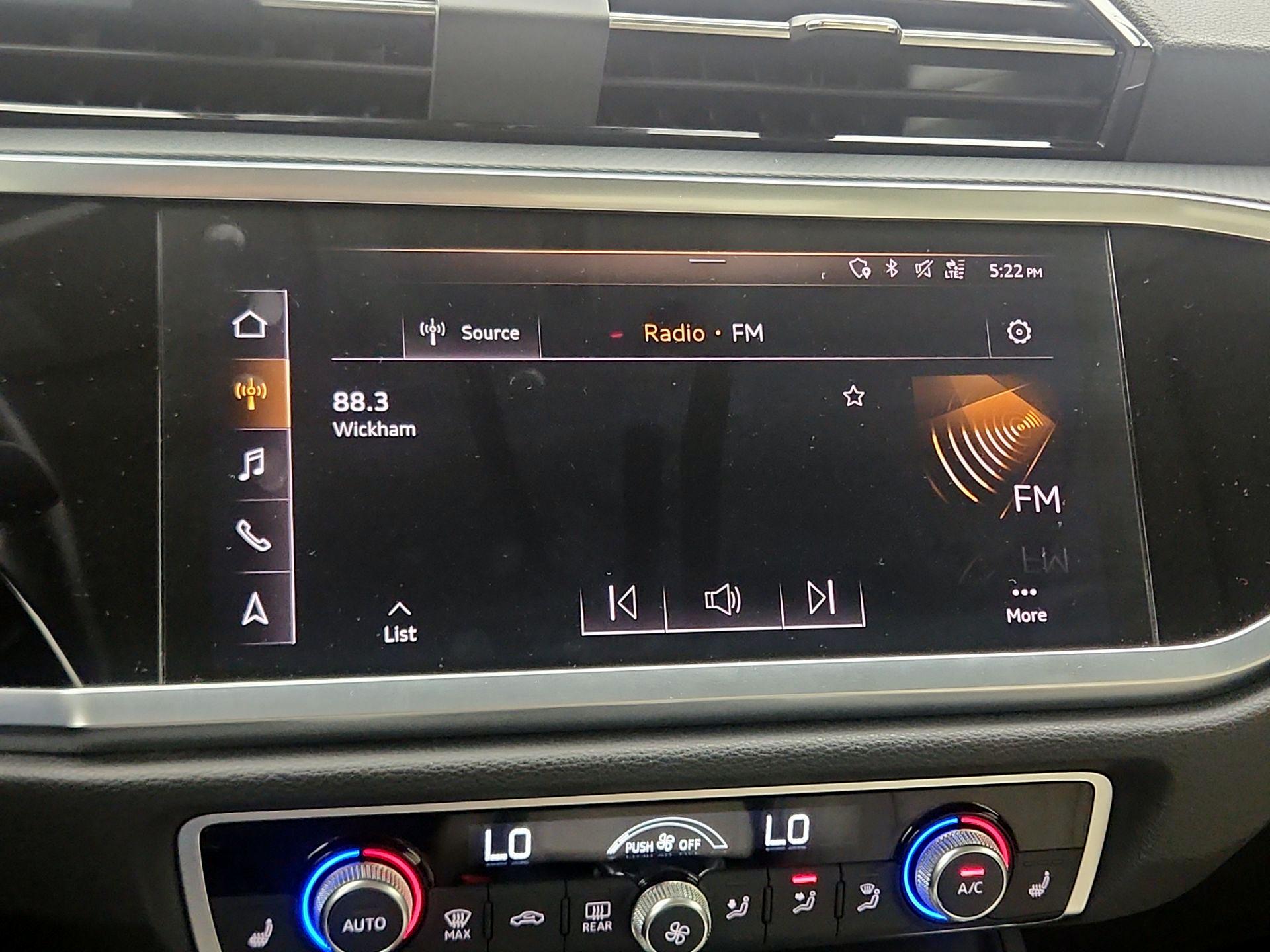 Thumbnail: 2020 Audi Q3 - 16