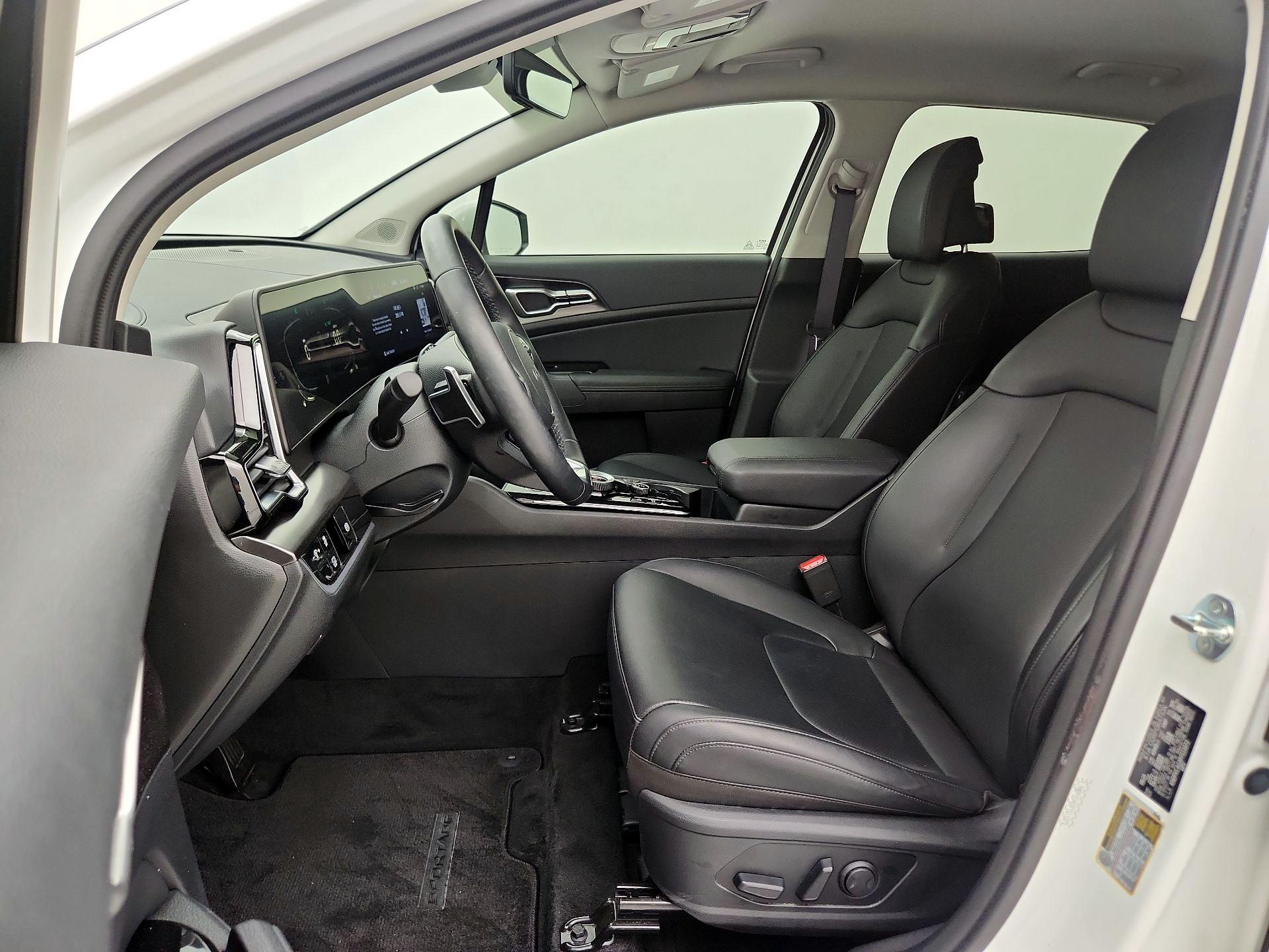 Thumbnail: 2023 Kia Sportage - 11