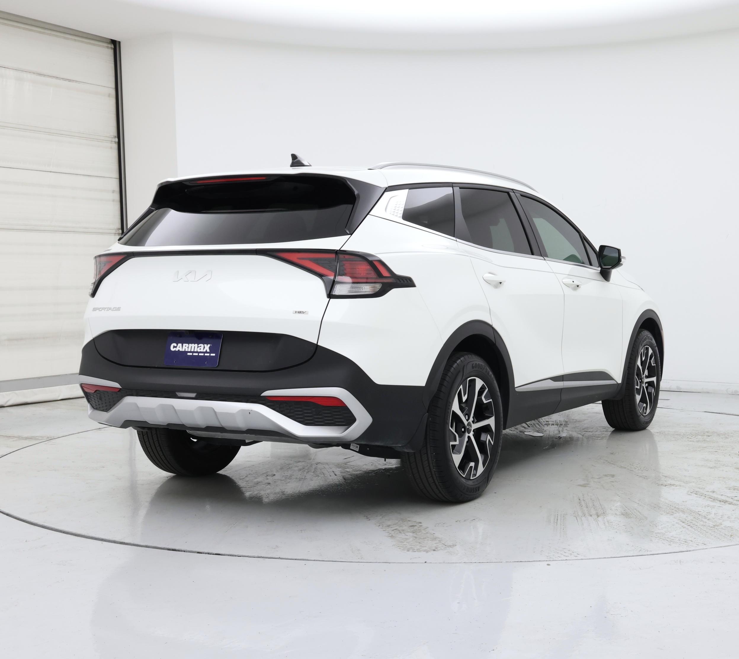 Thumbnail: 2023 Kia Sportage - 8