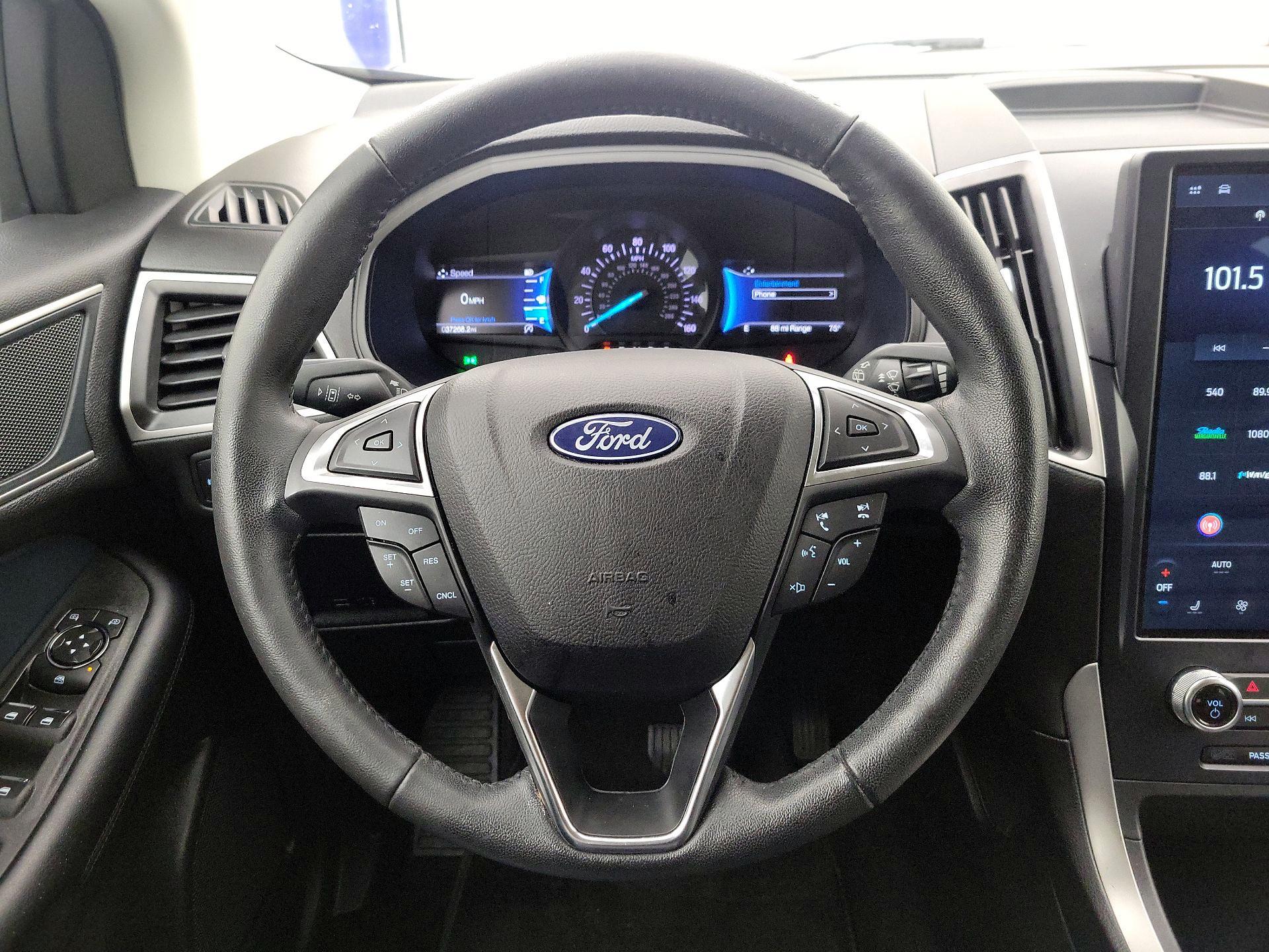 Thumbnail: 2022 Ford Edge - 10