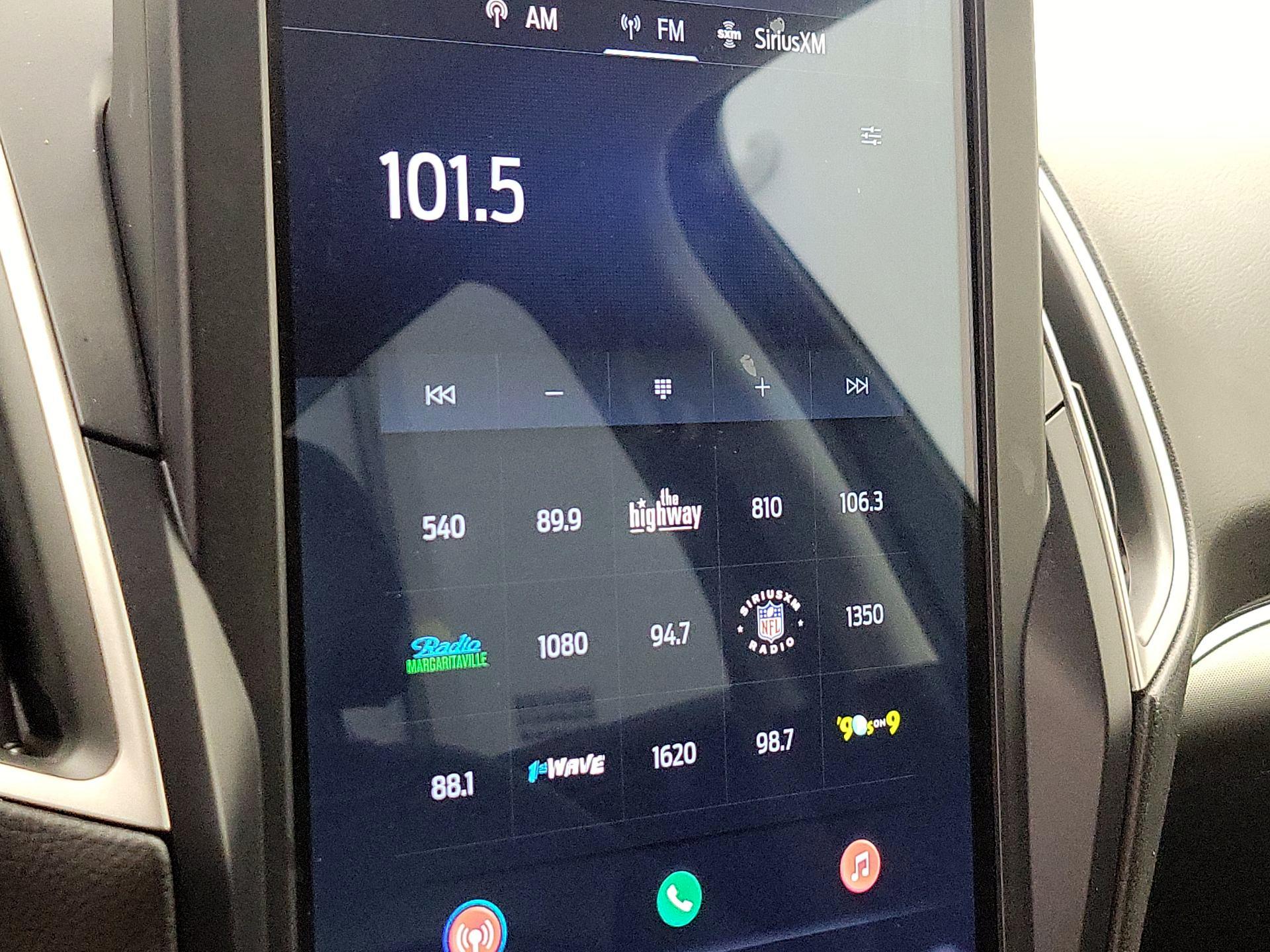 Thumbnail: 2022 Ford Edge - 15