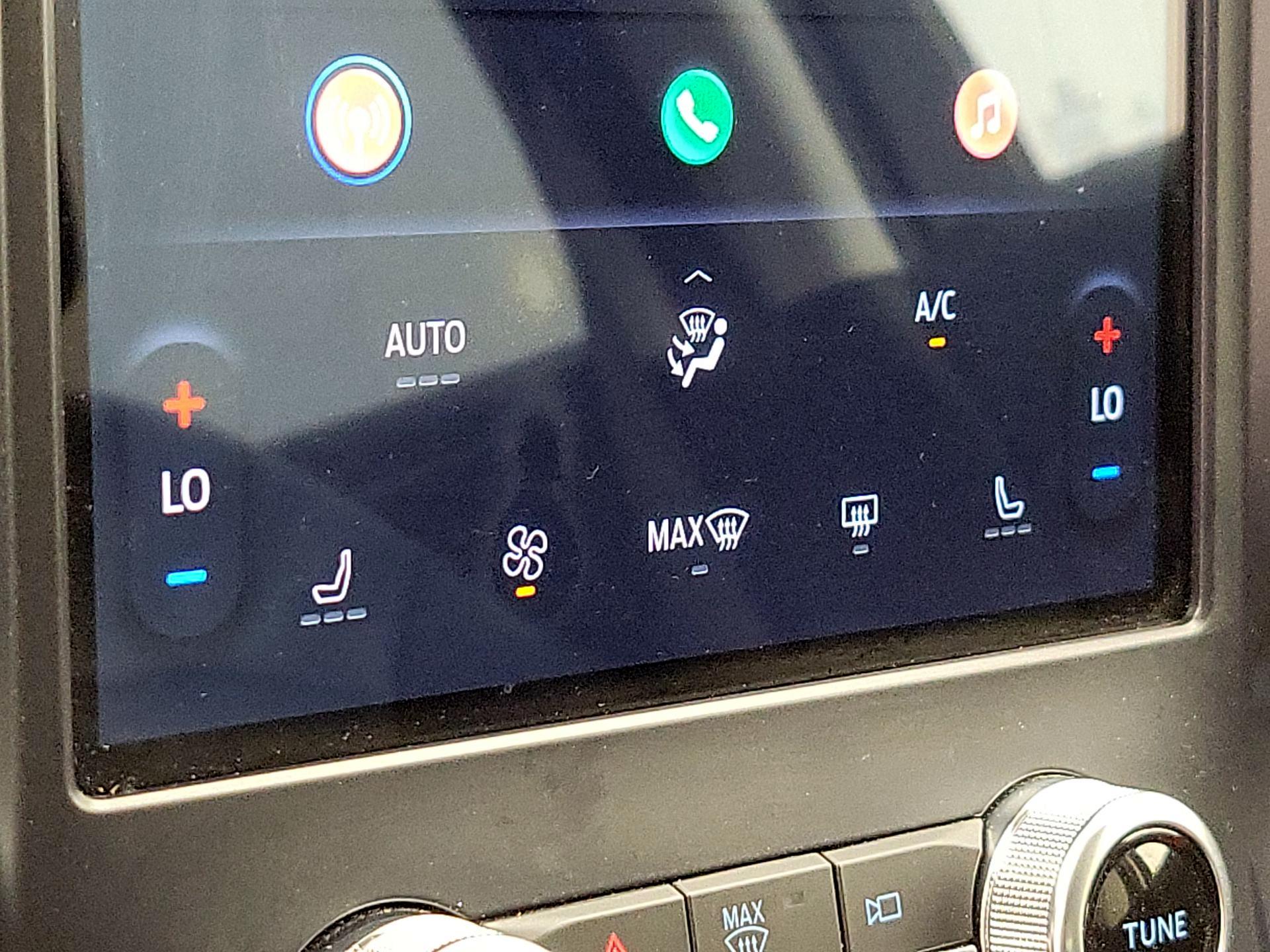 Thumbnail: 2022 Ford Edge - 16