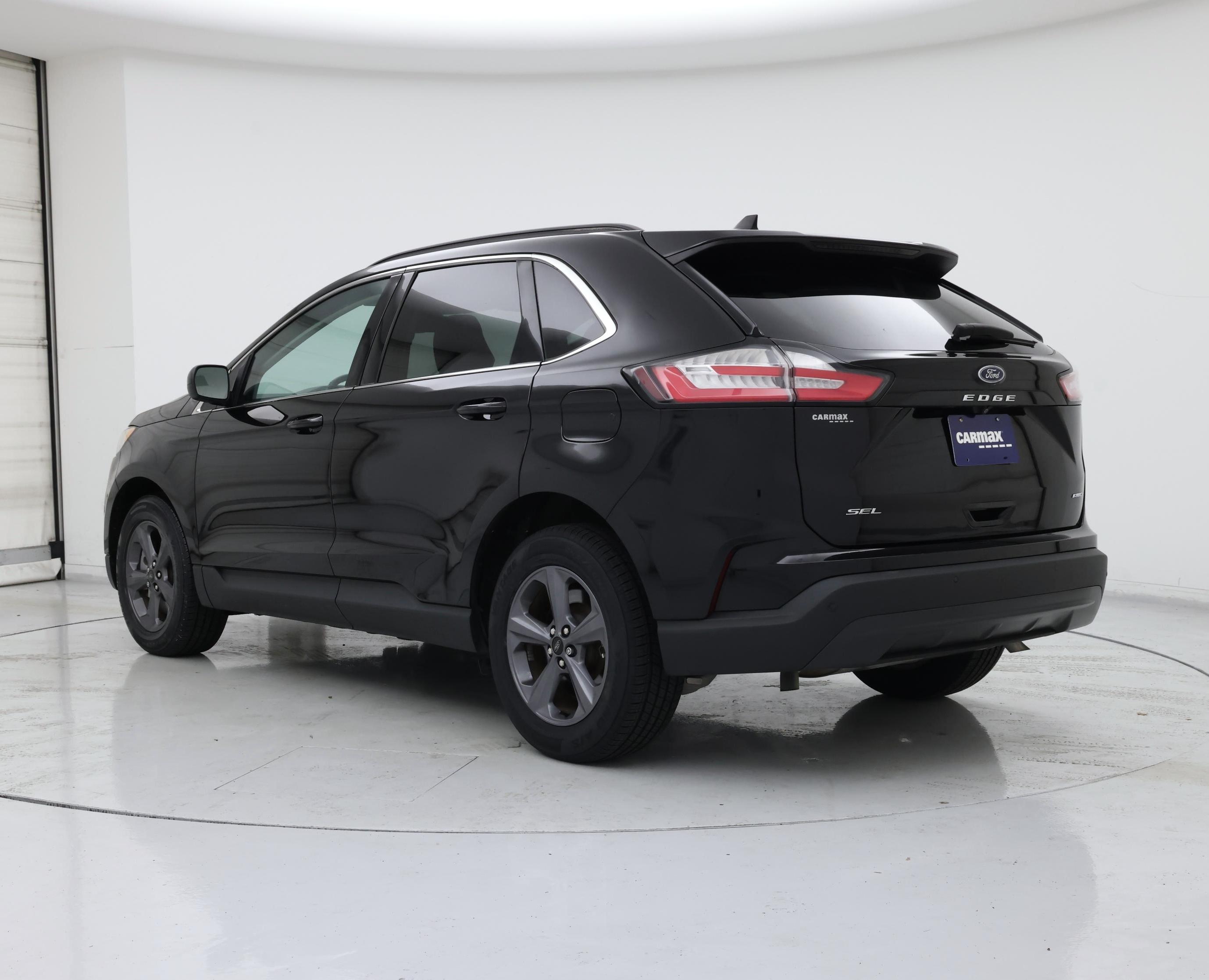 Thumbnail: 2022 Ford Edge - 2