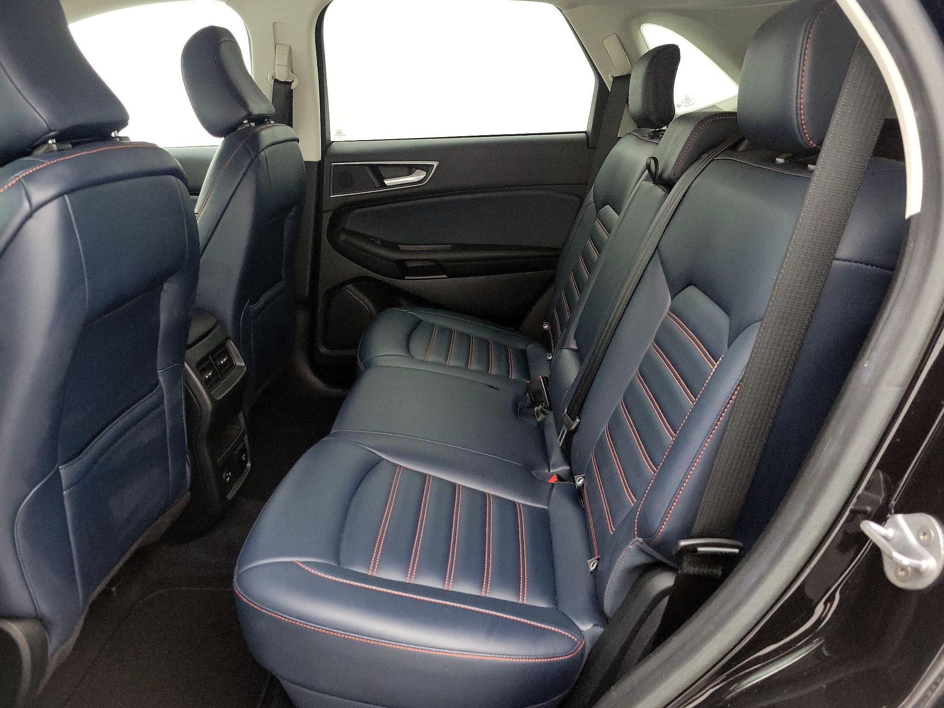 Thumbnail: 2022 Ford Edge - 19