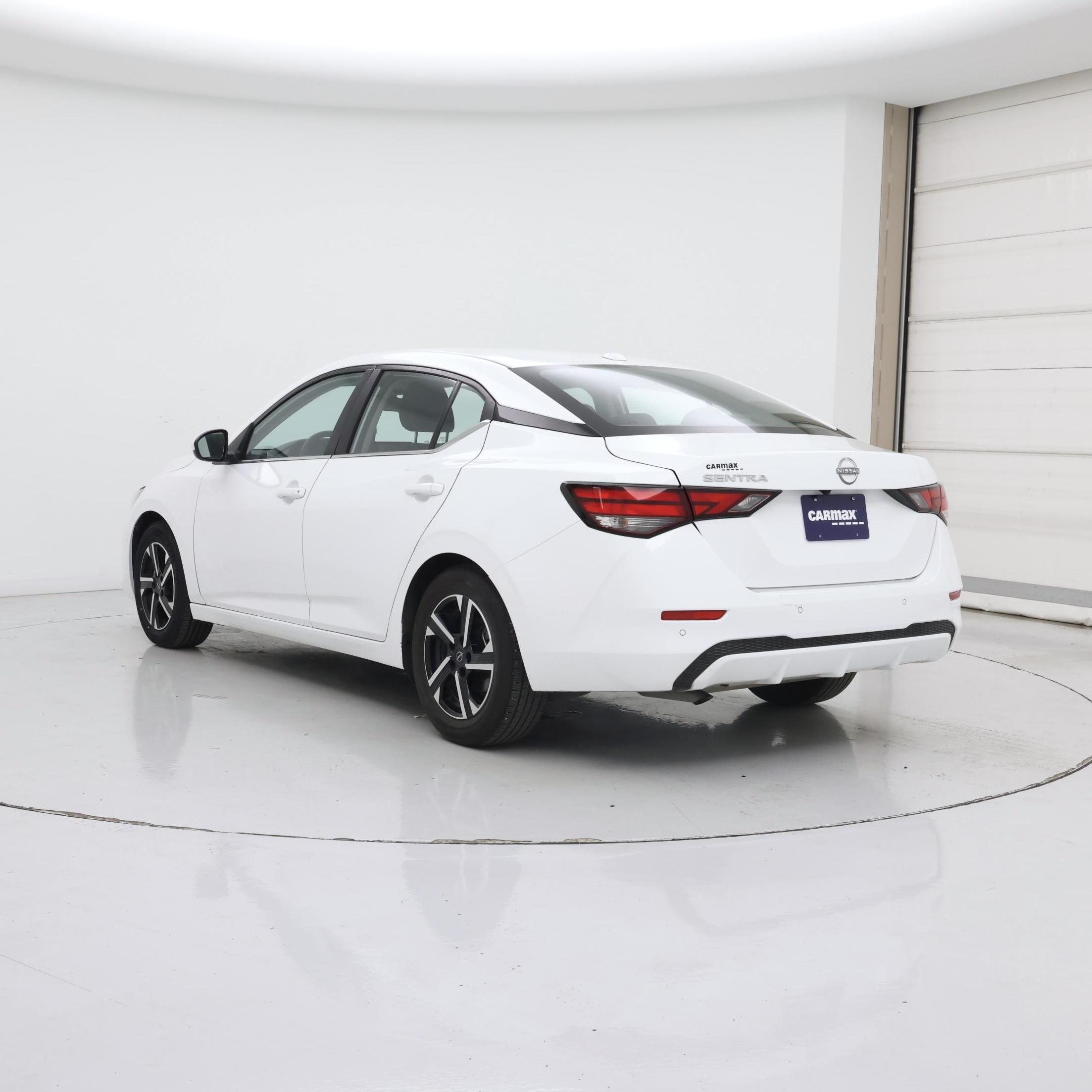 Thumbnail: 2025 Nissan Sentra - 2