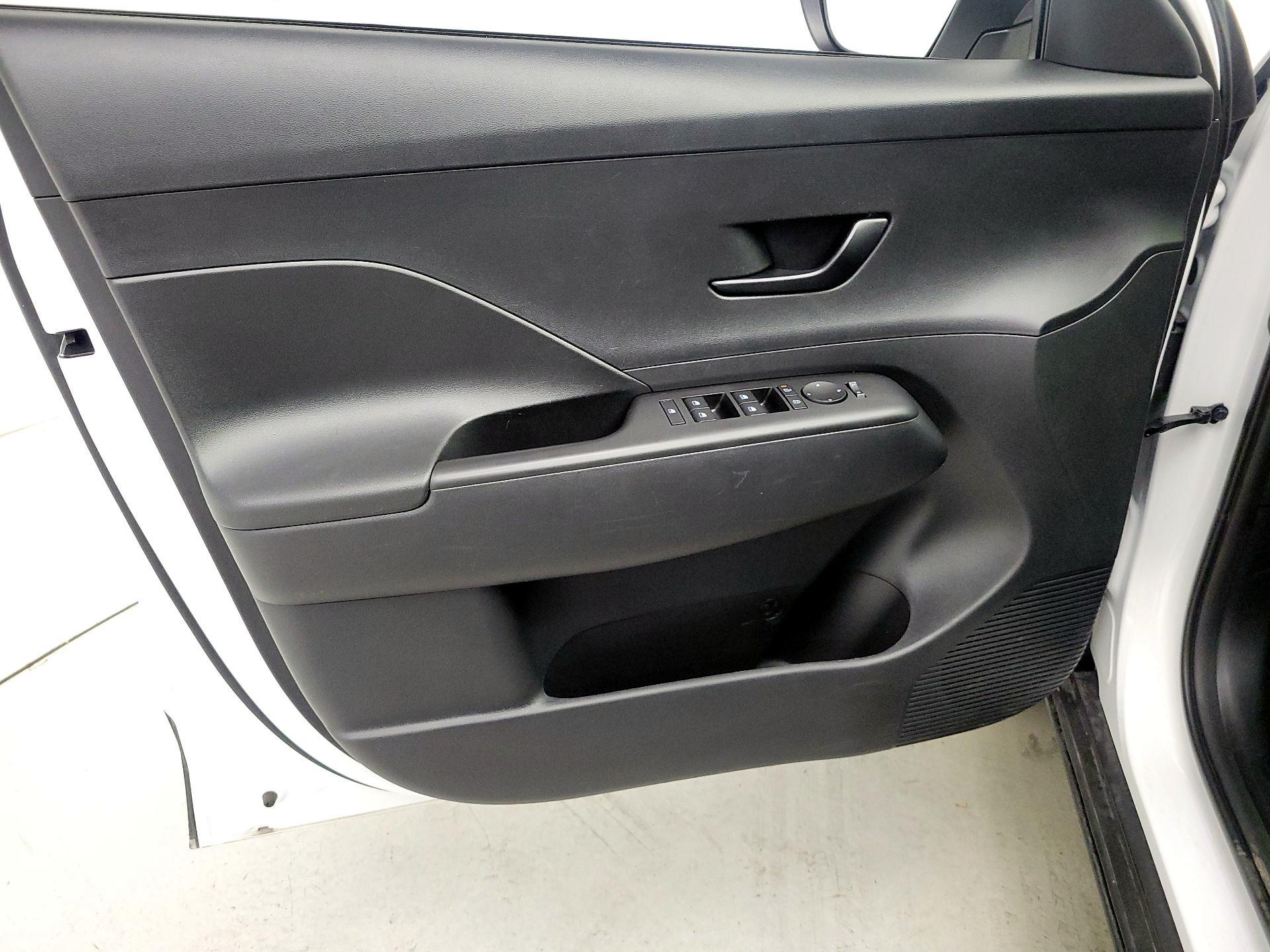 Thumbnail: 2025 Hyundai Kona - 12