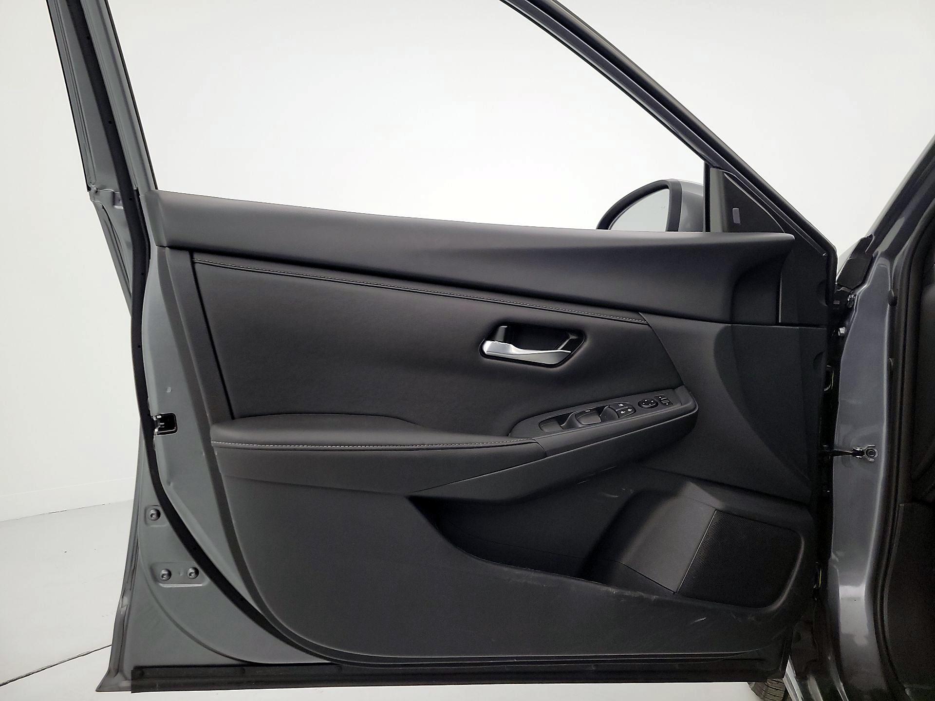 Thumbnail: 2025 Nissan Sentra - 12