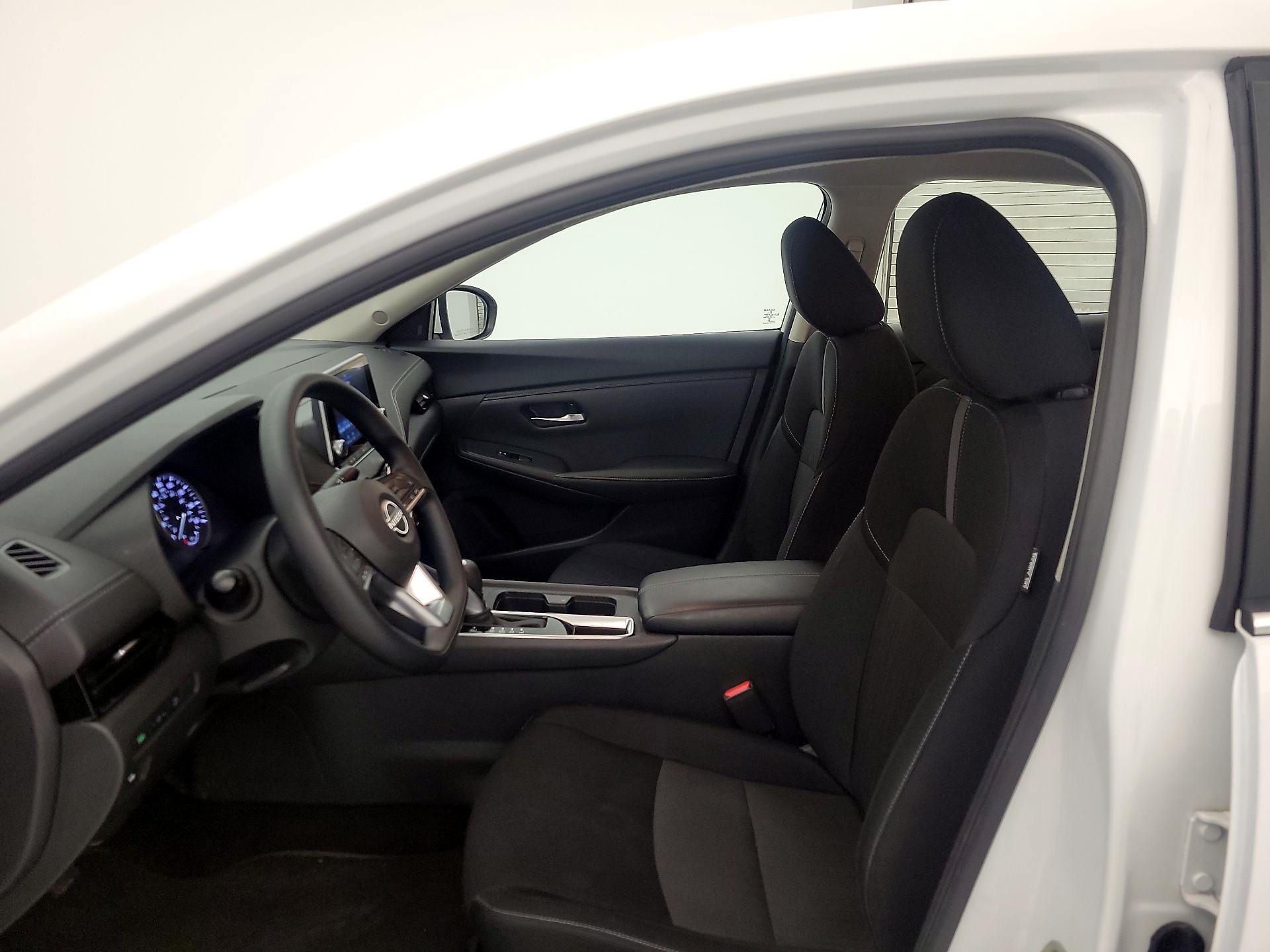 Thumbnail: 2025 Nissan Sentra - 11