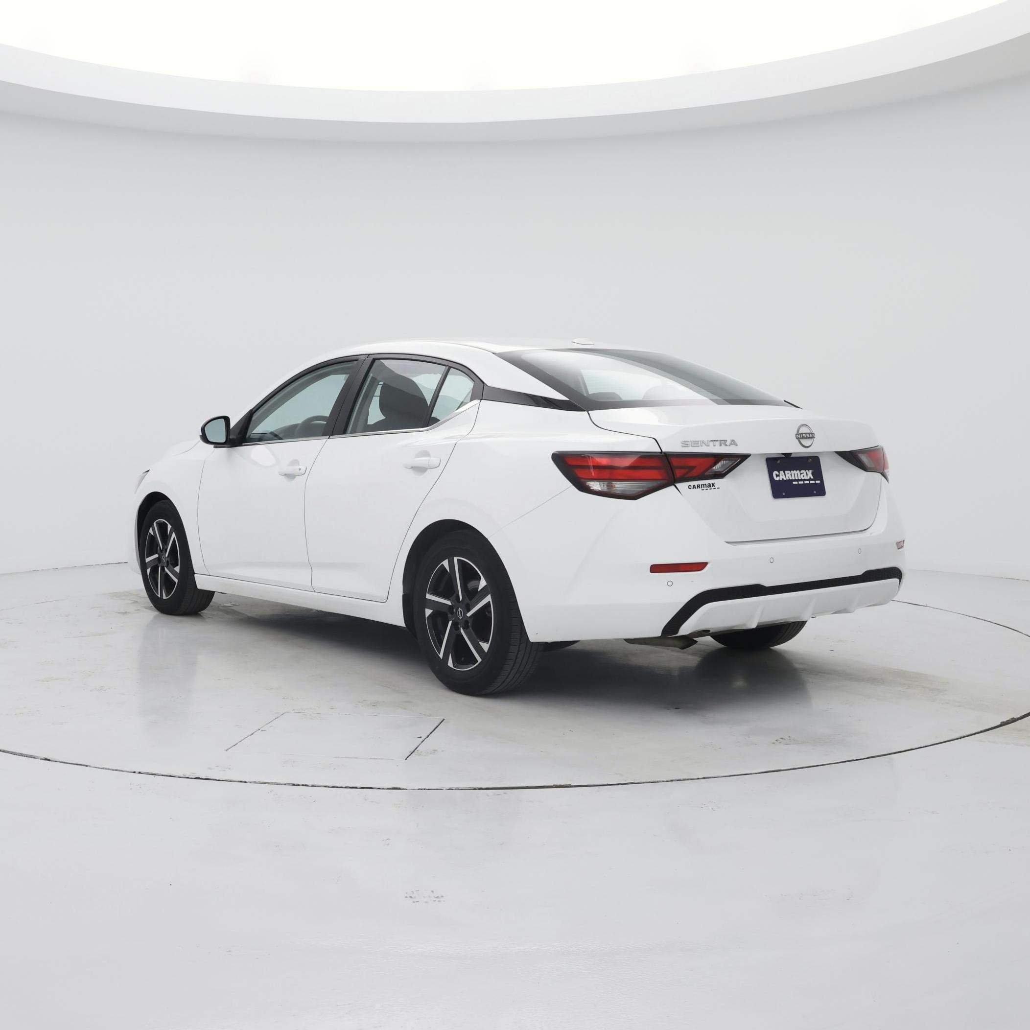 Thumbnail: 2025 Nissan Sentra - 2