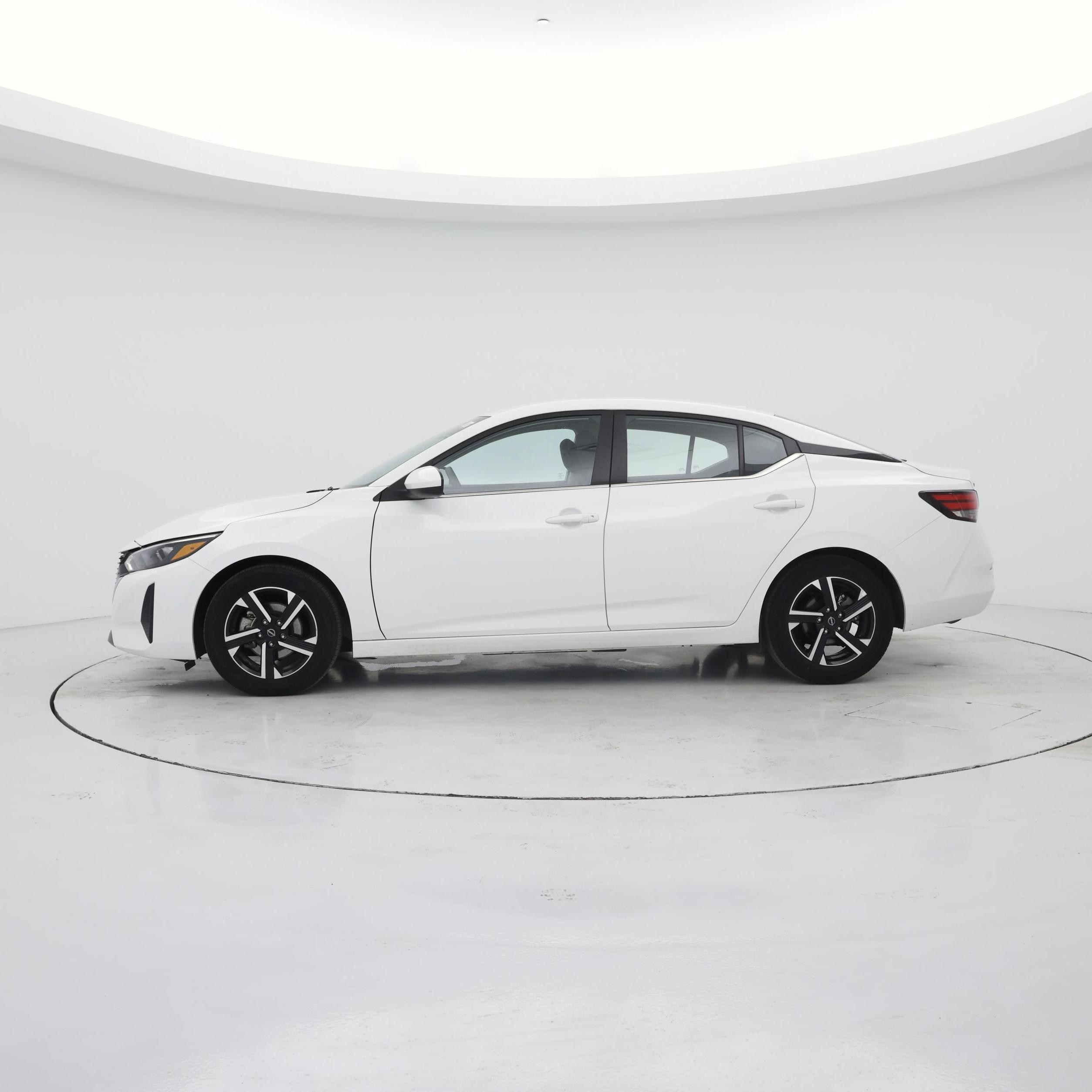 Thumbnail: 2025 Nissan Sentra - 3