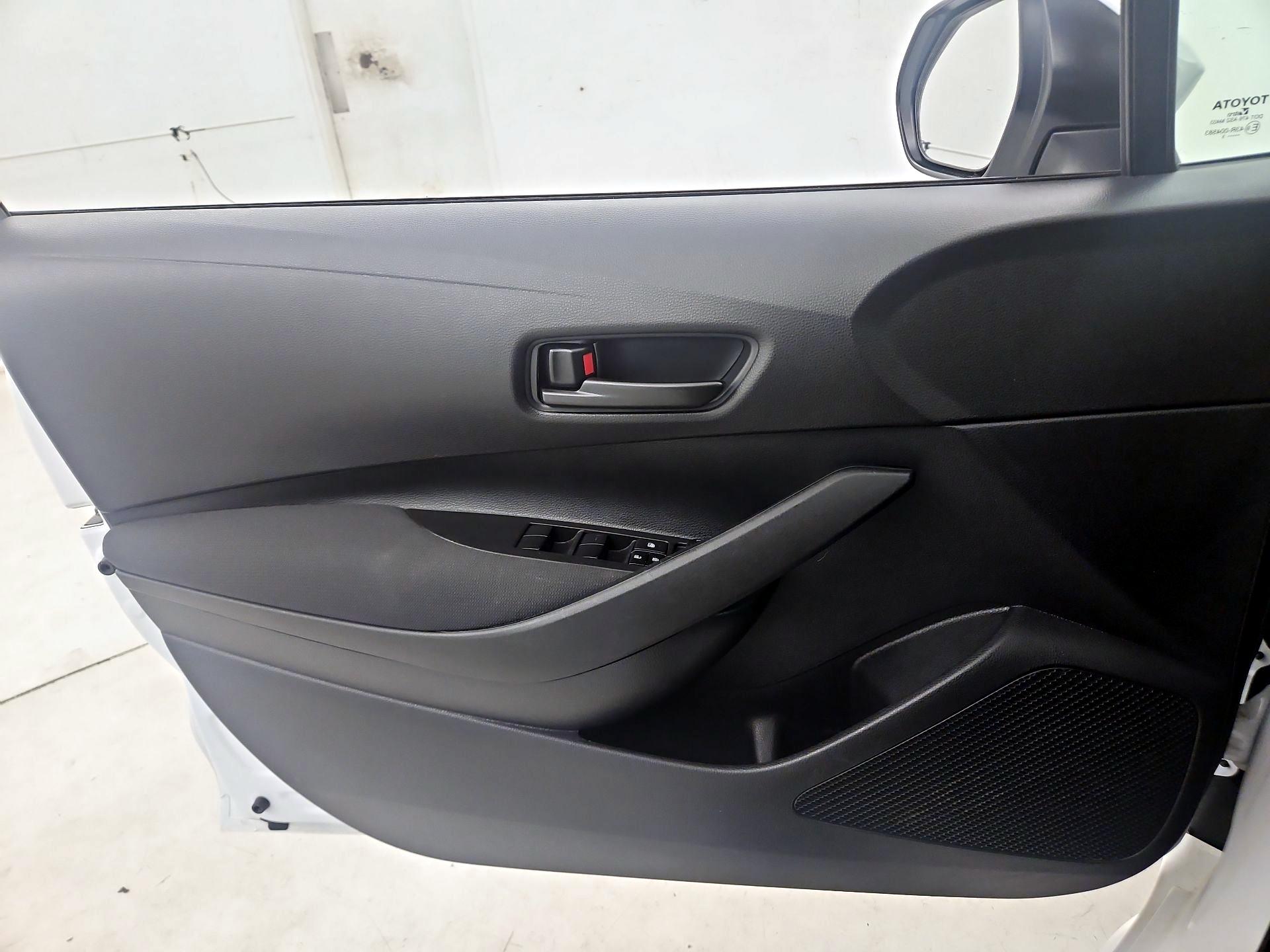 Thumbnail: 2025 Toyota Corolla - 12