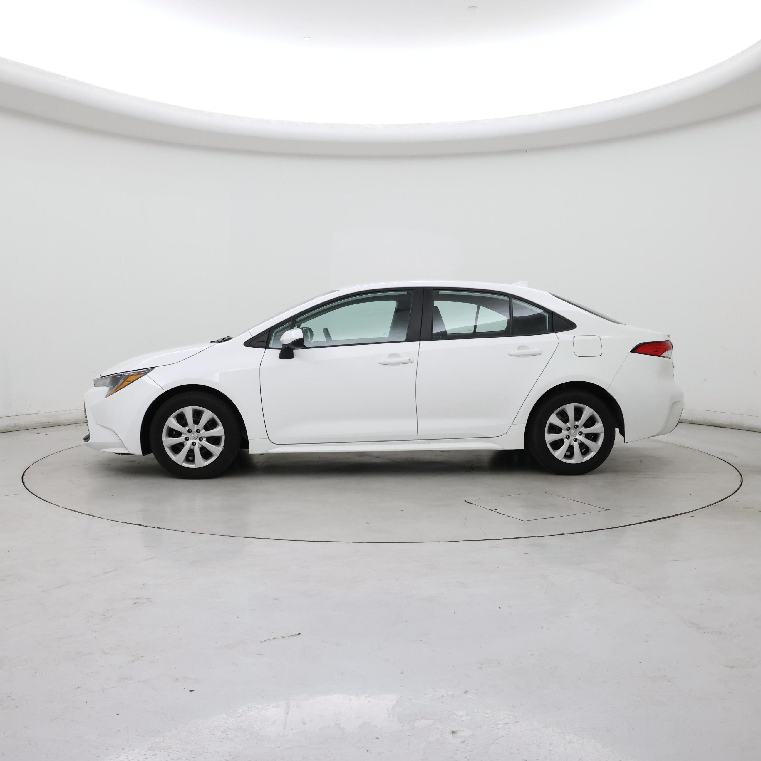 Thumbnail: 2025 Toyota Corolla - 3