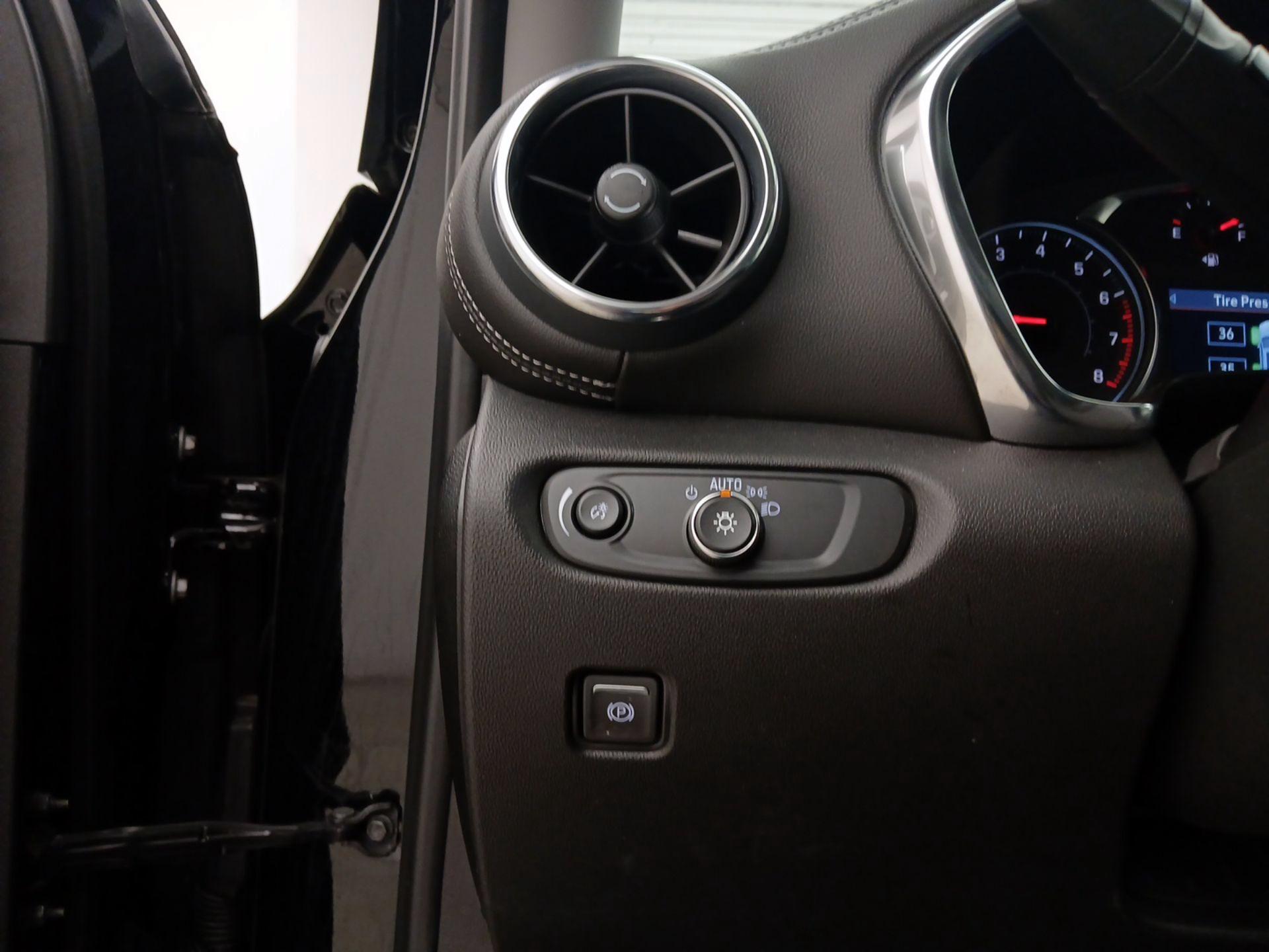 Thumbnail: 2025 Chevrolet Blazer - 13