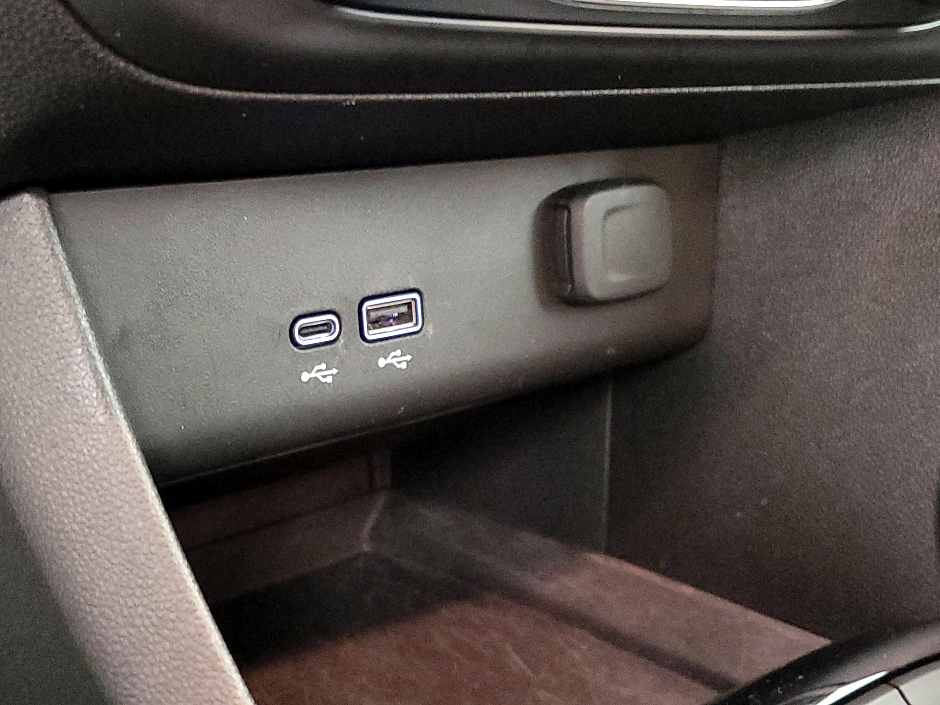 Thumbnail: 2025 Buick Encore GX - 18