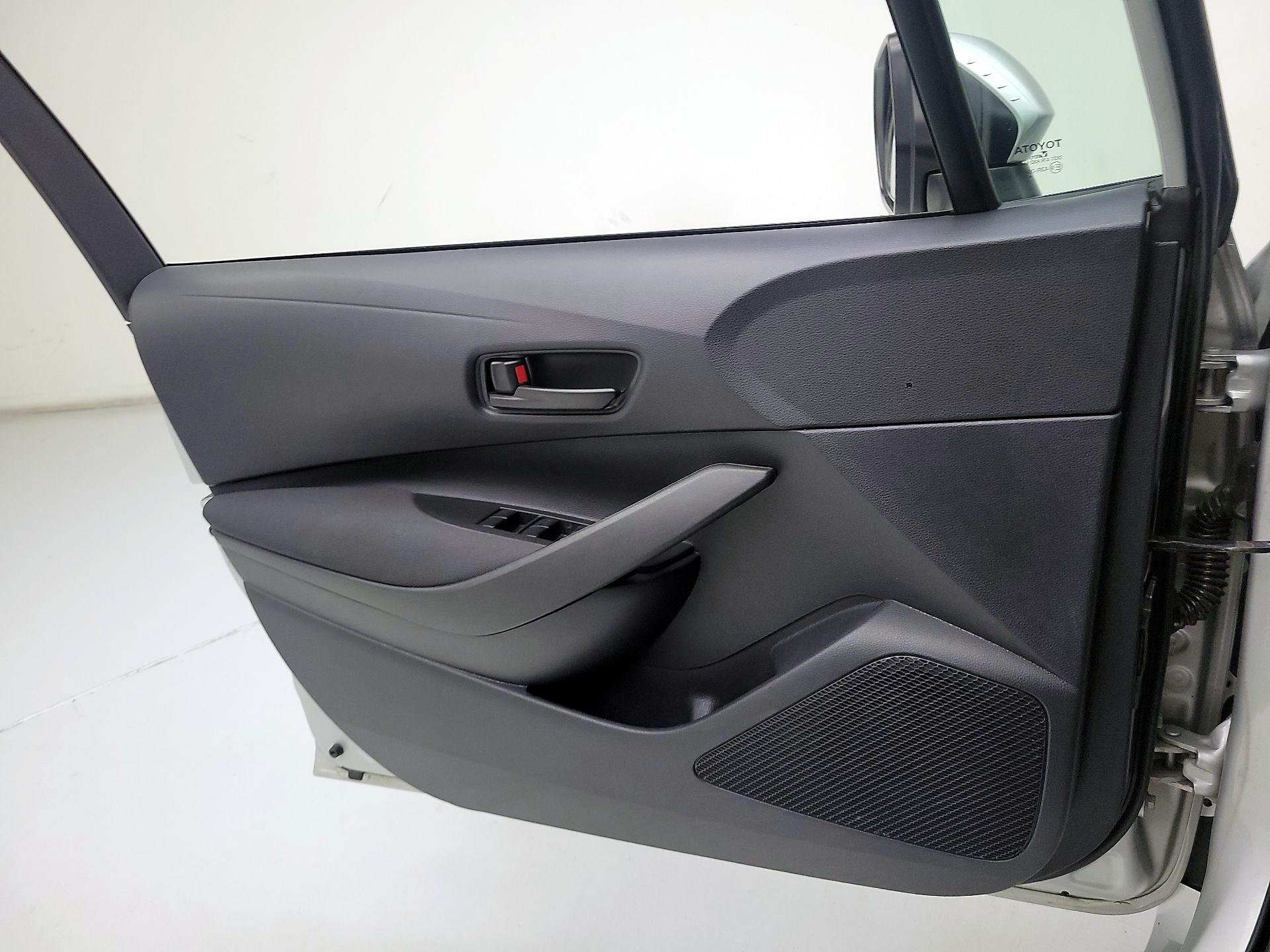 Thumbnail: 2025 Toyota Corolla - 10