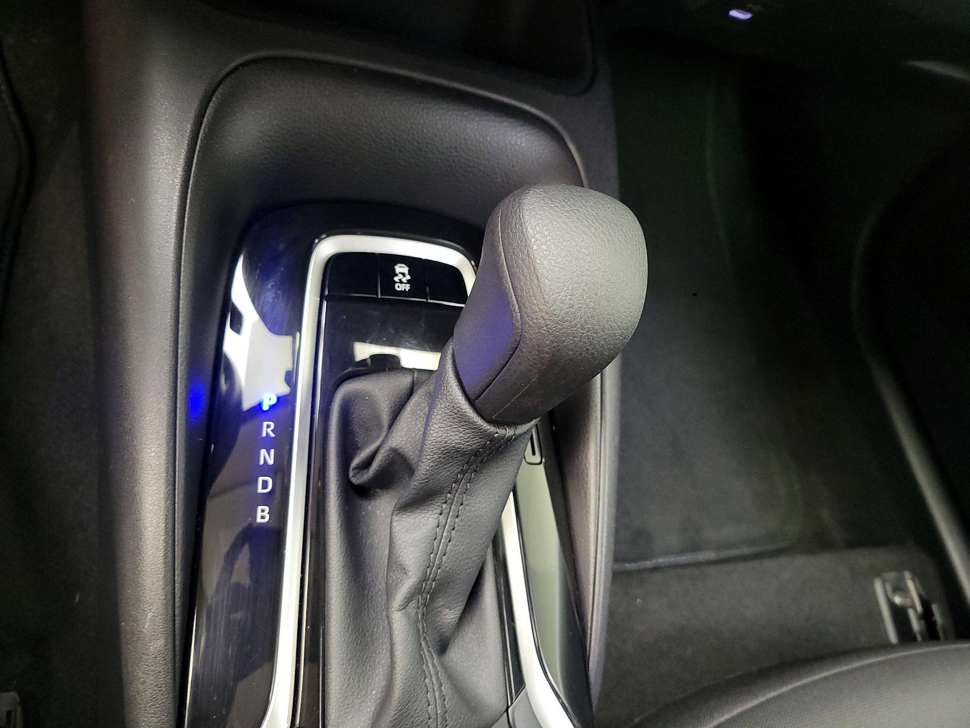 Thumbnail: 2025 Toyota Corolla - 15