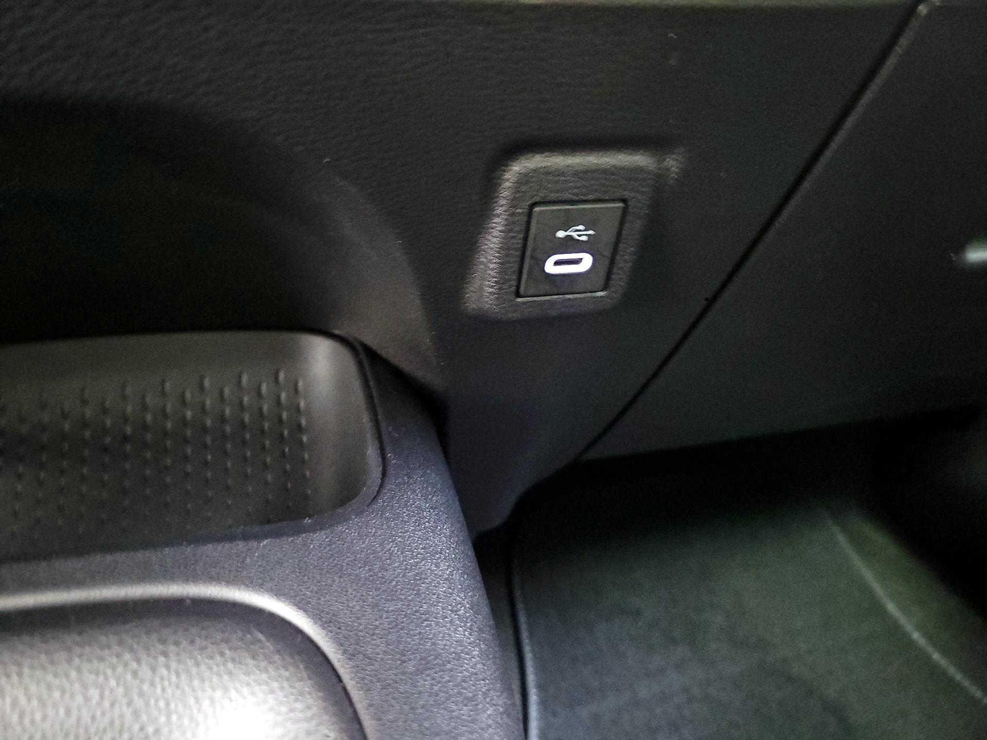 Thumbnail: 2025 Toyota Corolla - 16