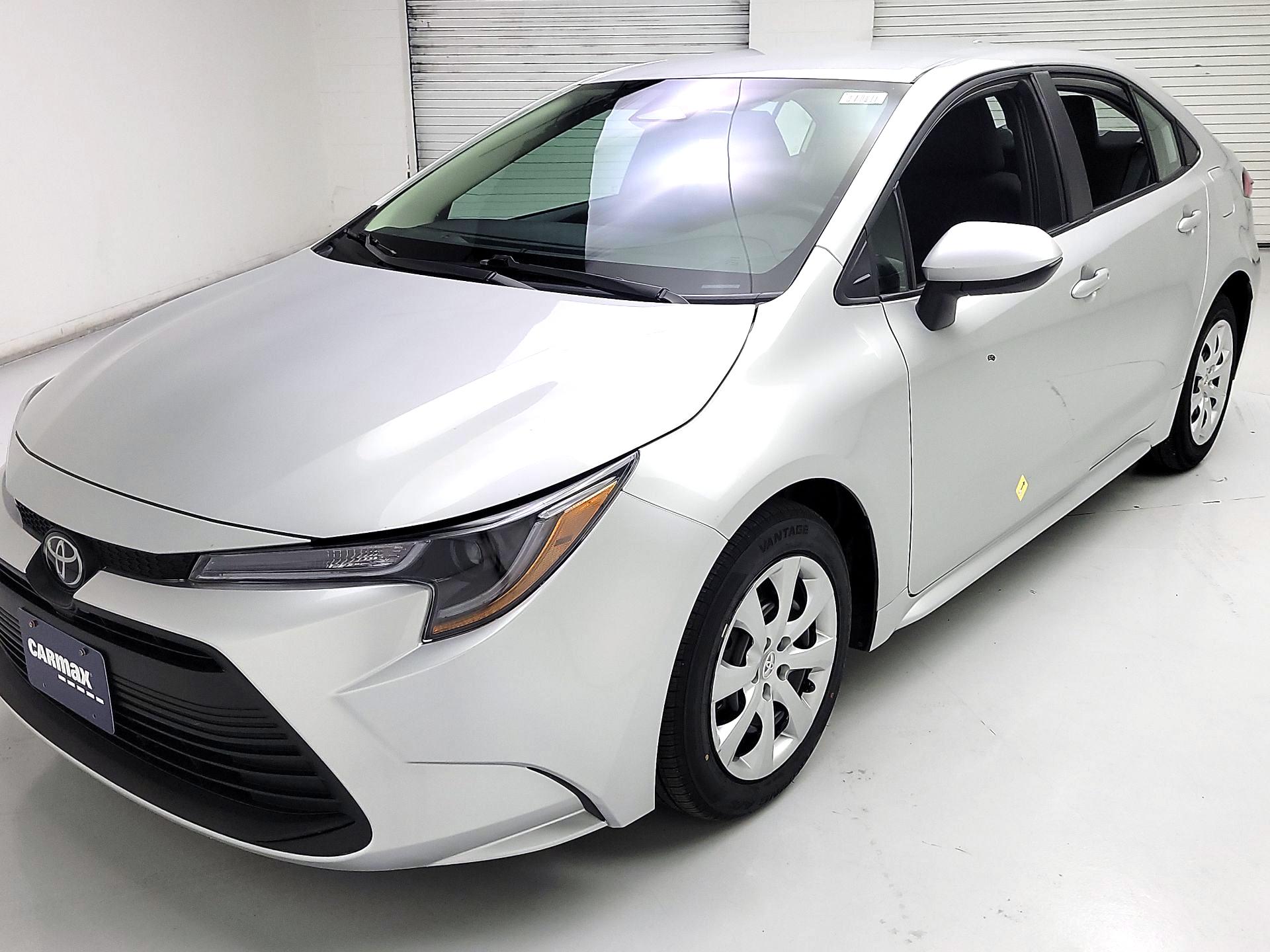 Thumbnail: 2025 Toyota Corolla - 3