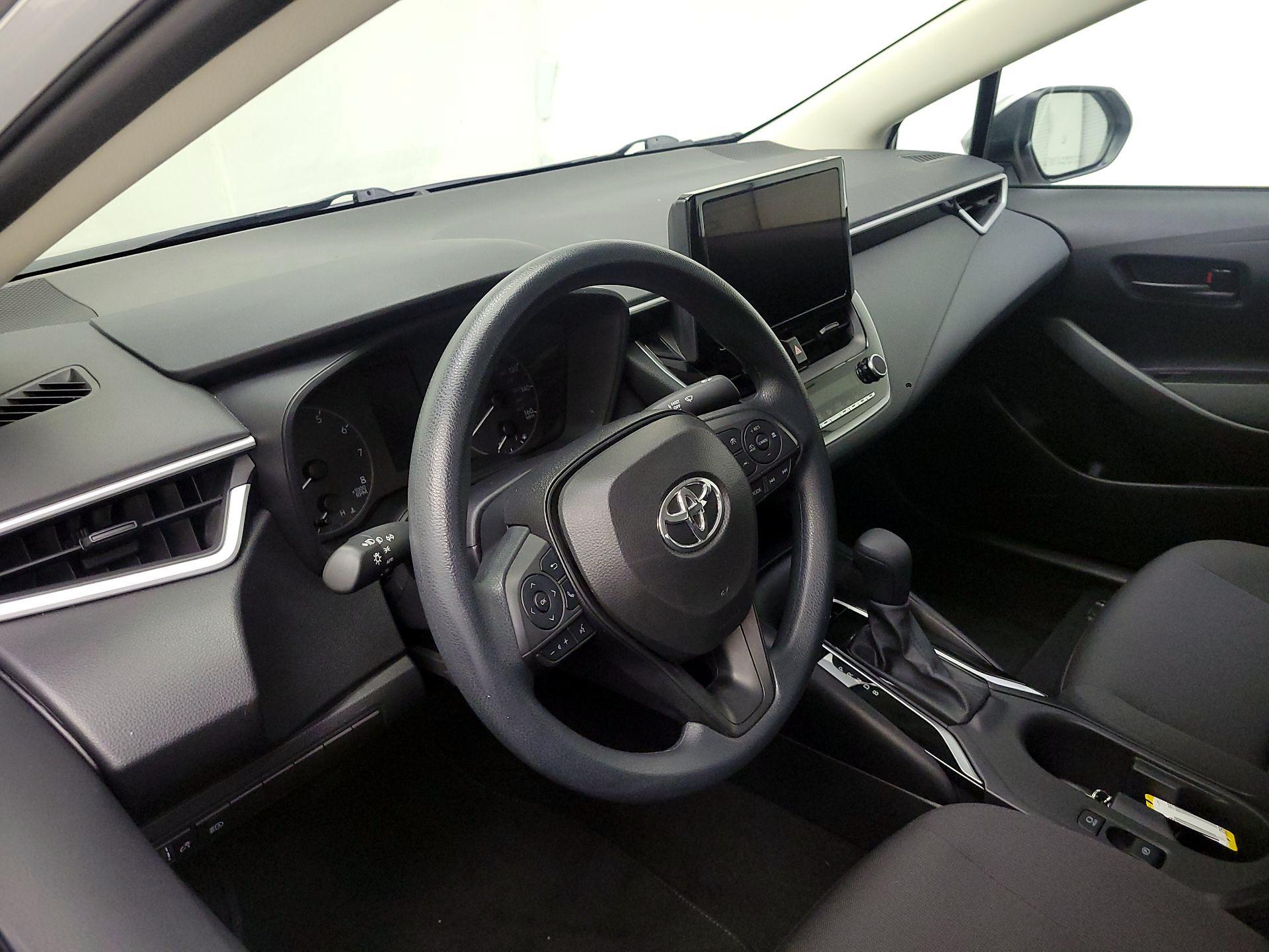 Thumbnail: 2025 Toyota Corolla - 8