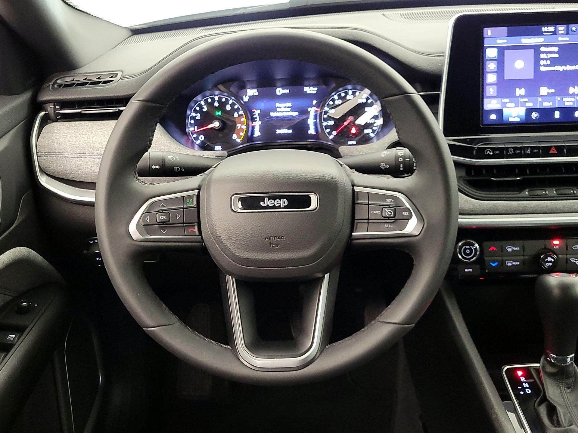 Thumbnail: 2025 Jeep Compass - 10