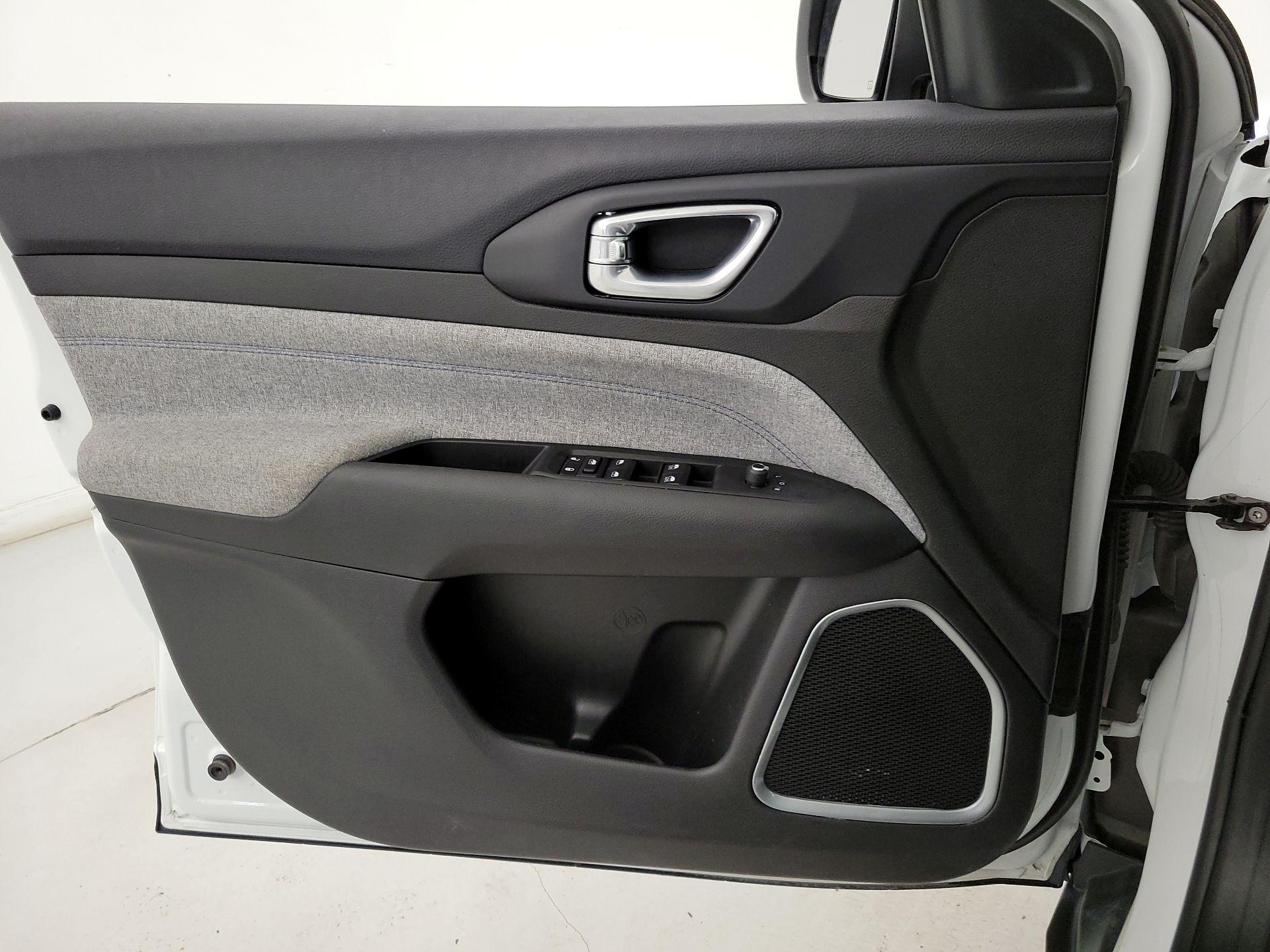 Thumbnail: 2025 Jeep Compass - 12