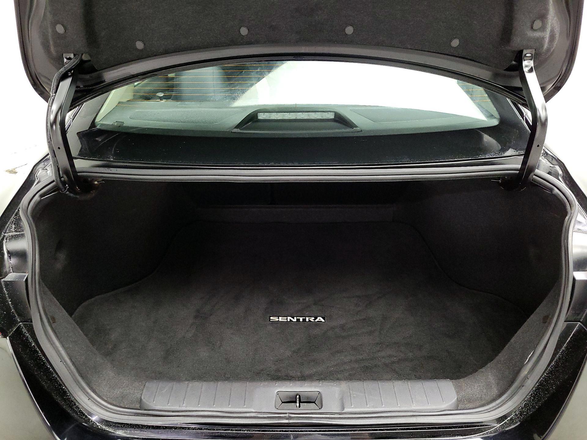 Thumbnail: 2024 Nissan Sentra - 20