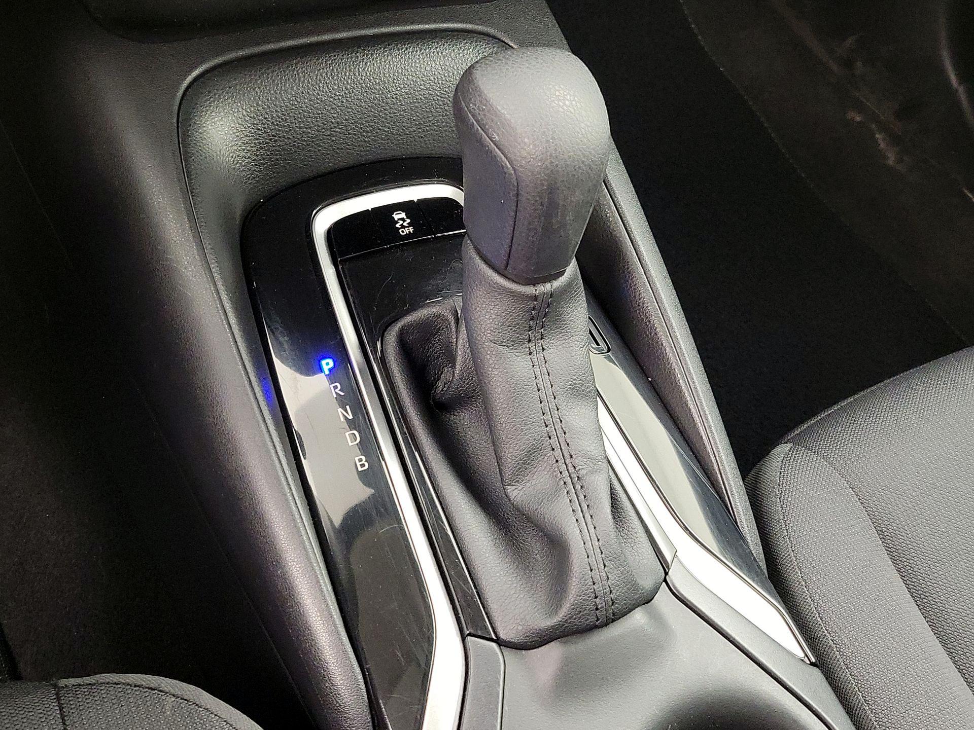 Thumbnail: 2025 Toyota Corolla - 17