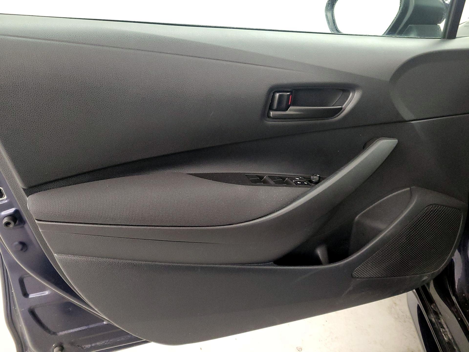 Thumbnail: 2025 Toyota Corolla - 12