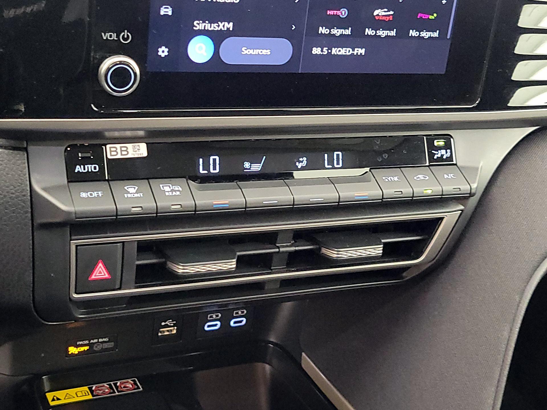 Thumbnail: 2025 Toyota Camry - 16