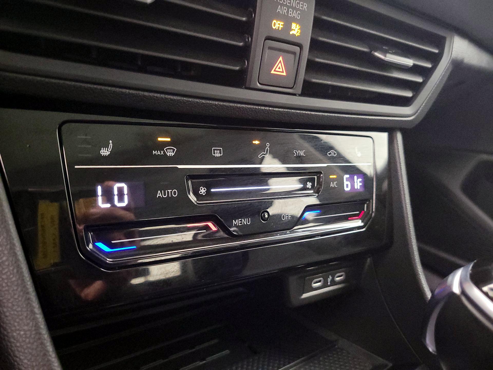 Thumbnail: 2025 Volkswagen Jetta - 15