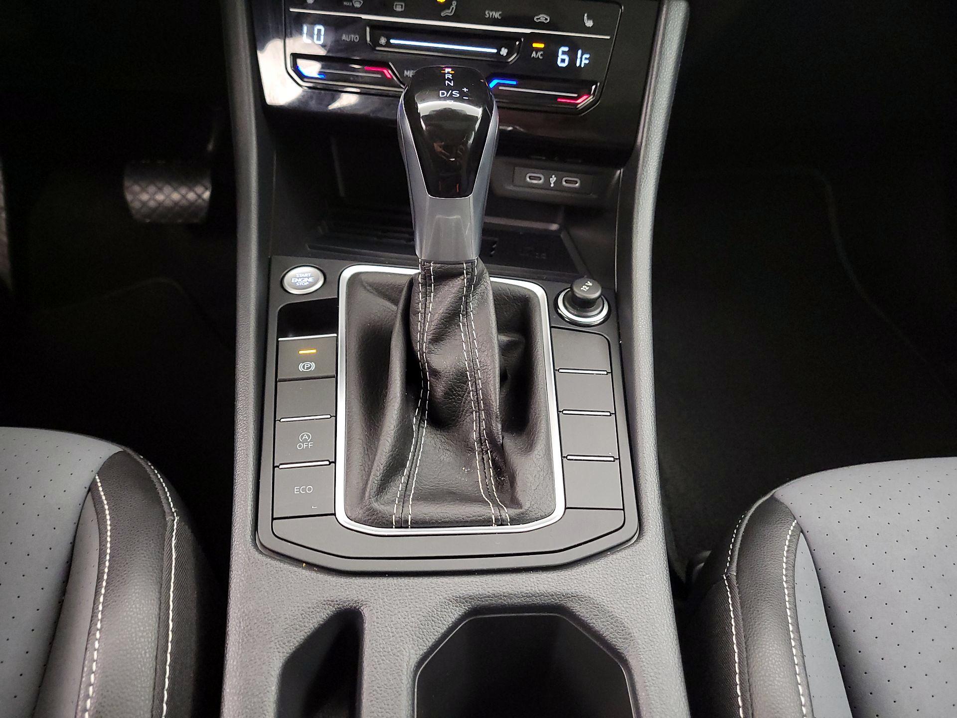 Thumbnail: 2025 Volkswagen Jetta - 16