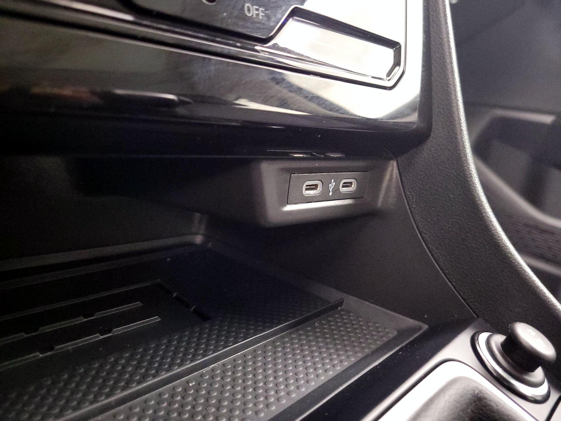 Thumbnail: 2025 Volkswagen Jetta - 17