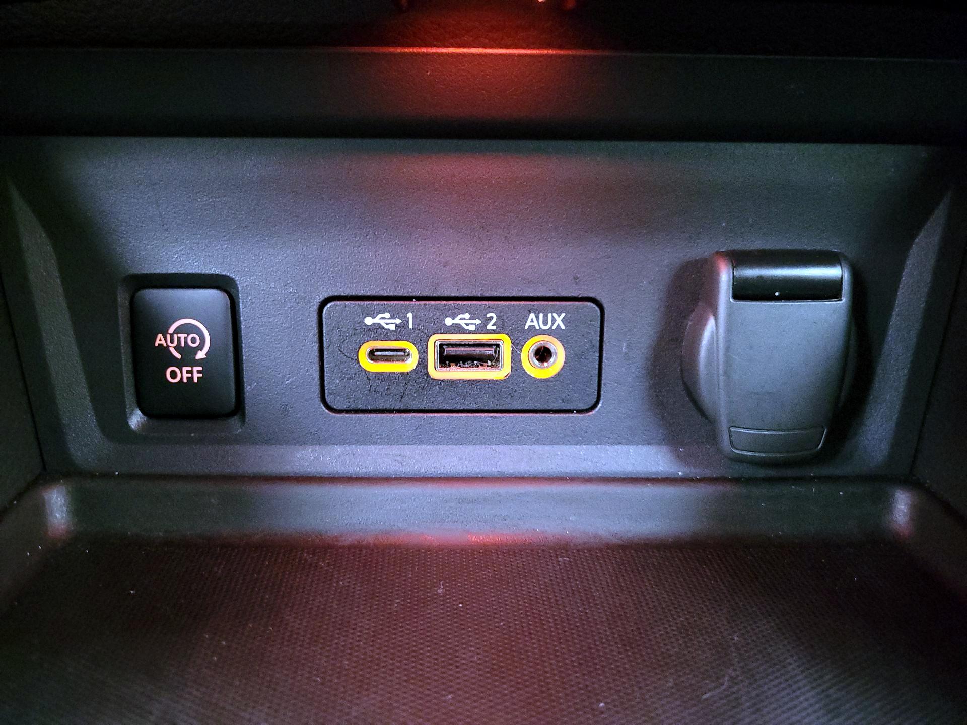 Thumbnail: 2025 Nissan Sentra - 18