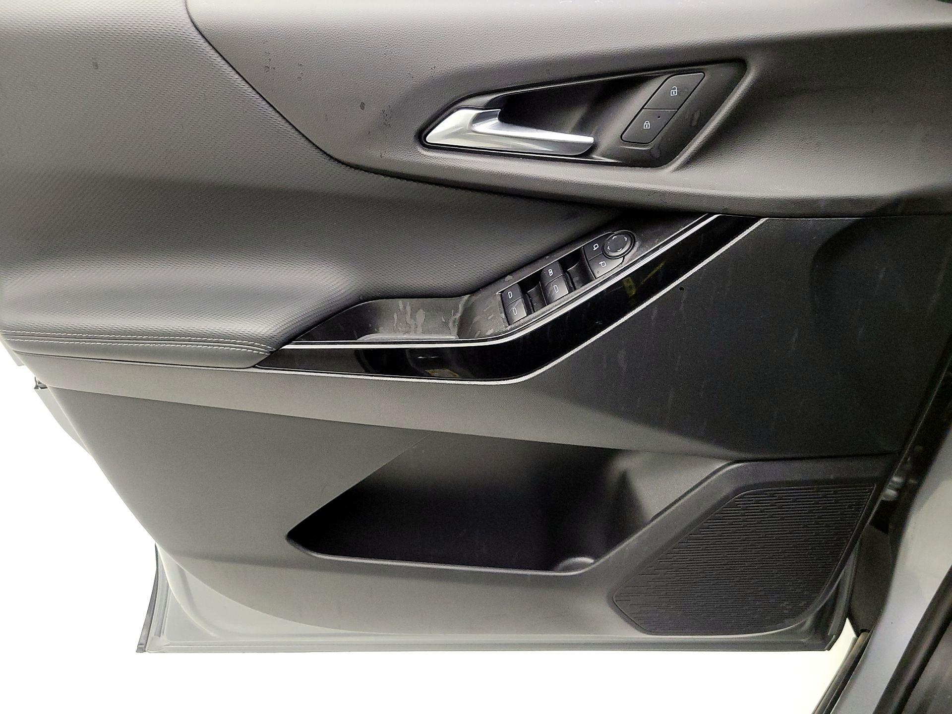 Thumbnail: 2025 Chevrolet Equinox - 10