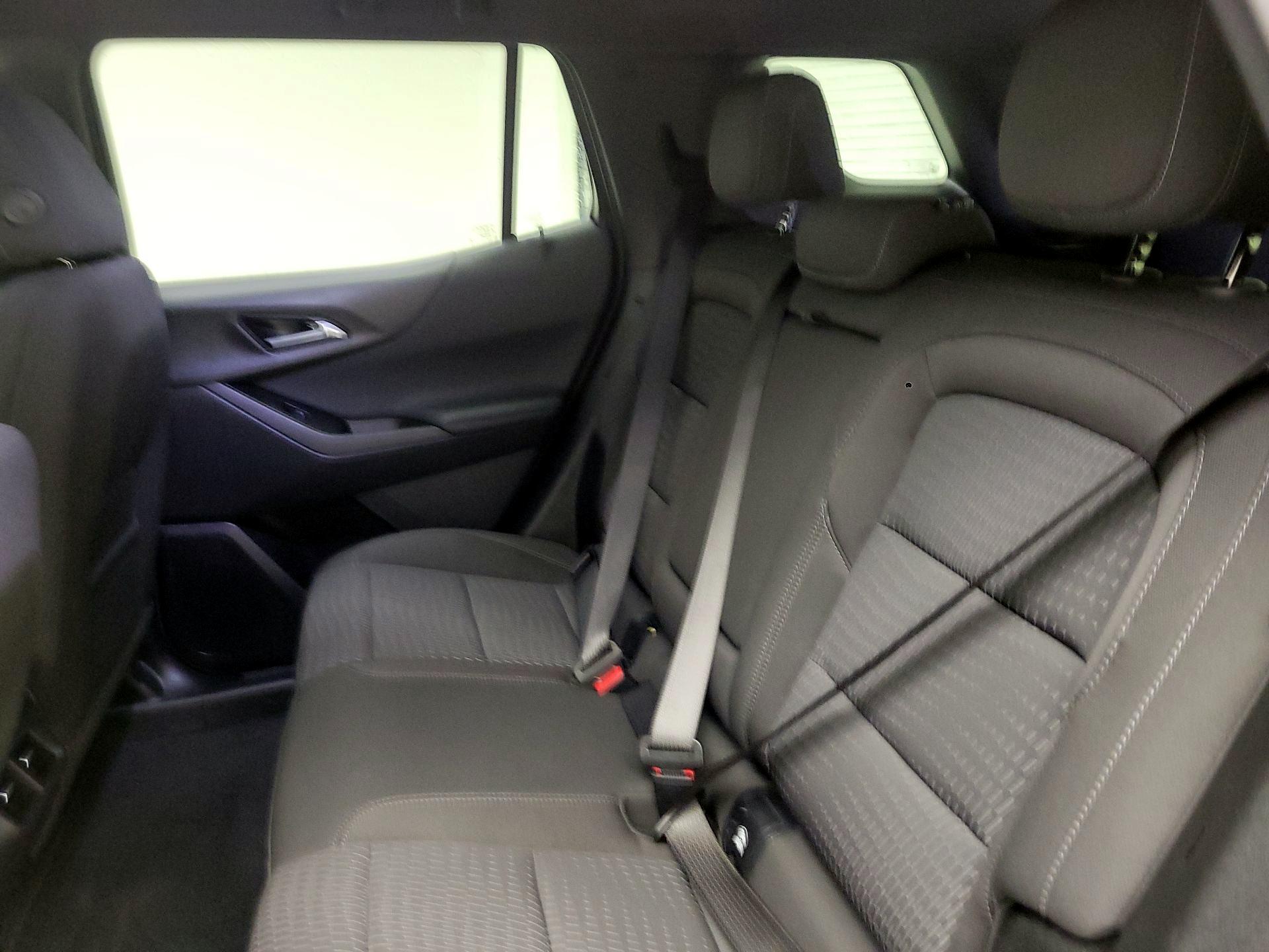 Thumbnail: 2025 Chevrolet Equinox - 18