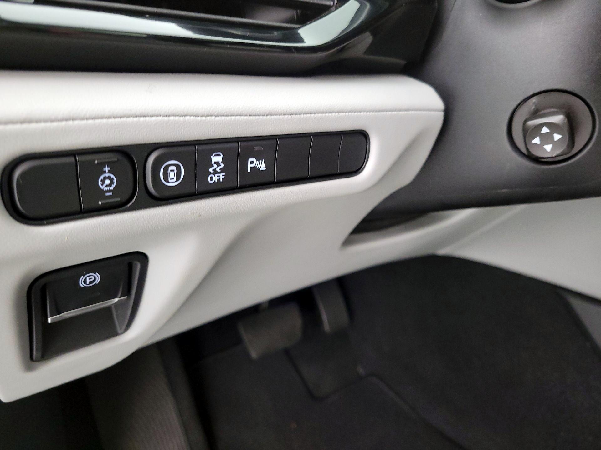 Thumbnail: 2023 Acura MDX - 13