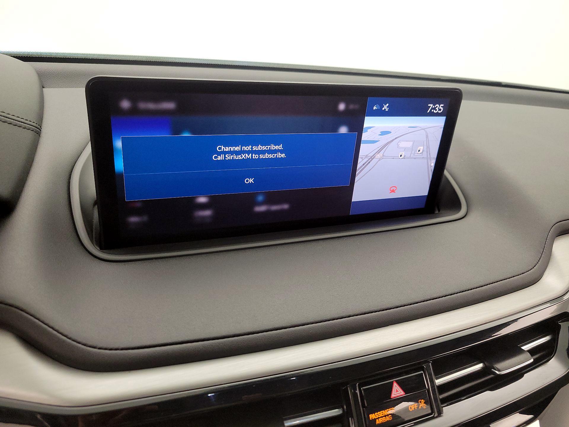 Thumbnail: 2023 Acura MDX - 16