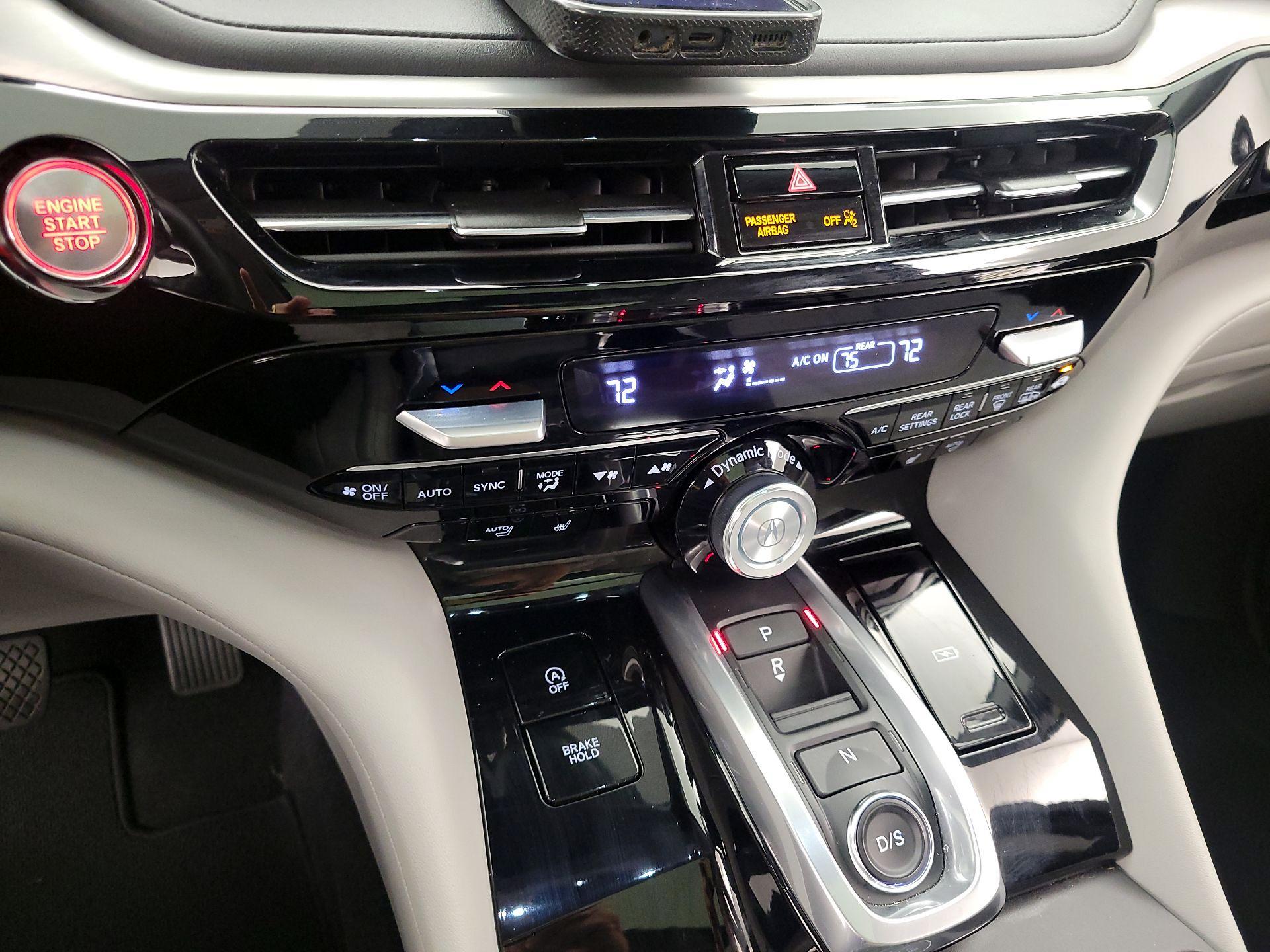 Thumbnail: 2023 Acura MDX - 17