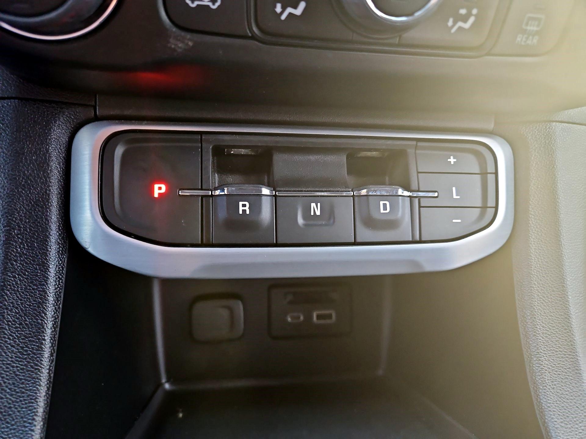 Thumbnail: 2023 GMC Acadia - 15