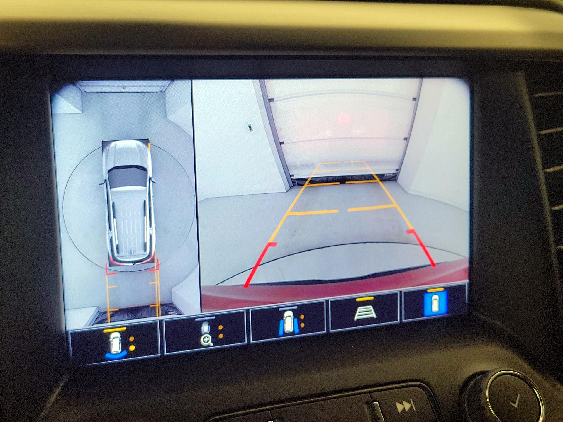 Thumbnail: 2023 GMC Acadia - 14