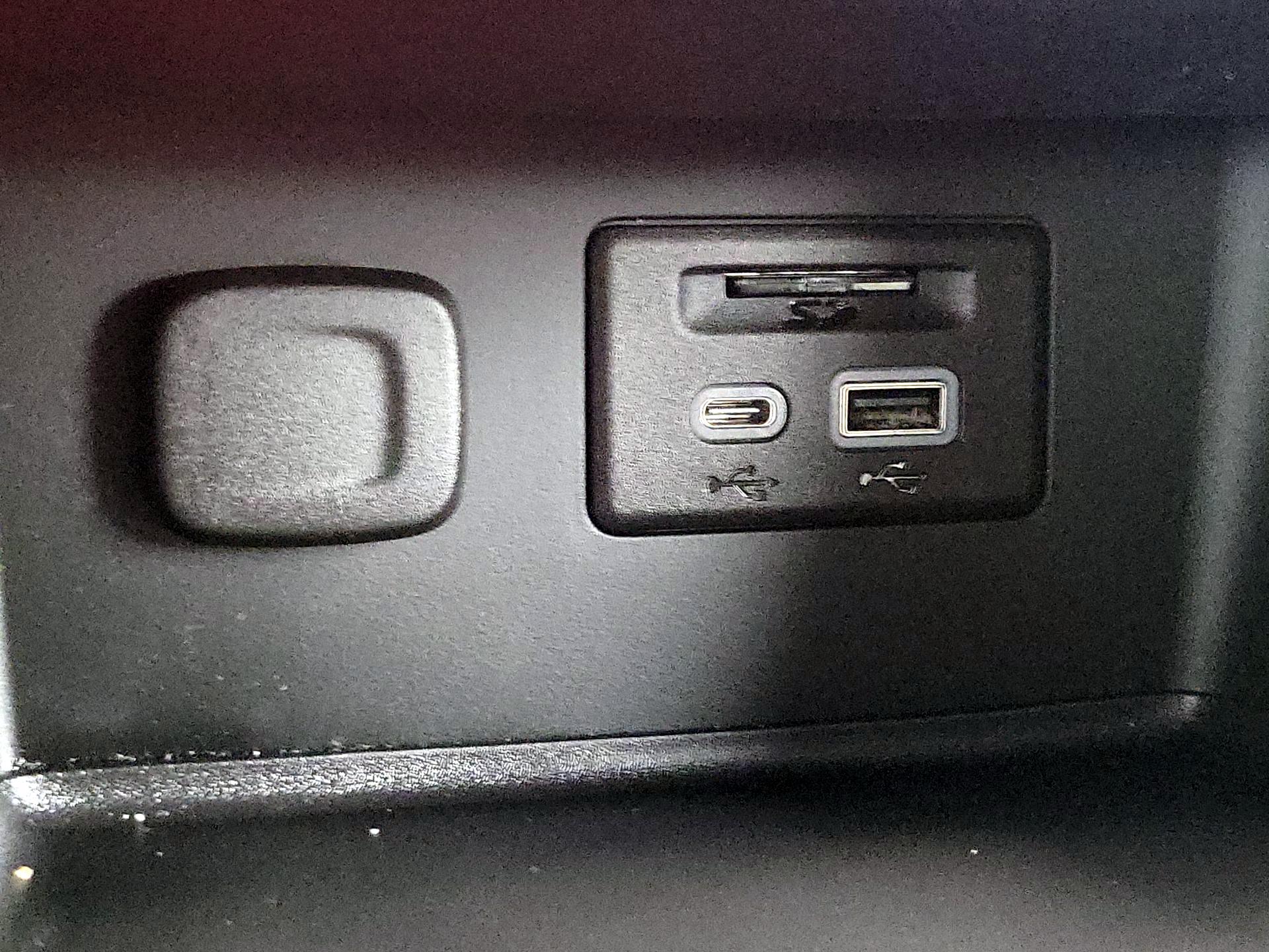 Thumbnail: 2023 GMC Acadia - 18