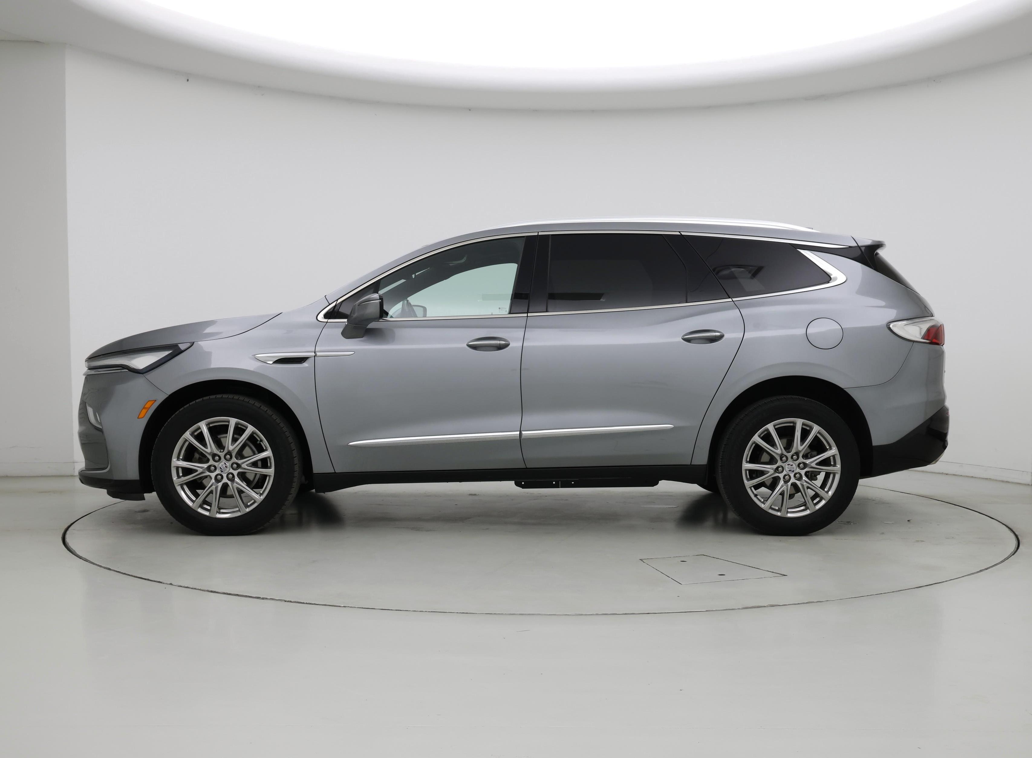 Thumbnail: 2023 Buick Enclave - 3