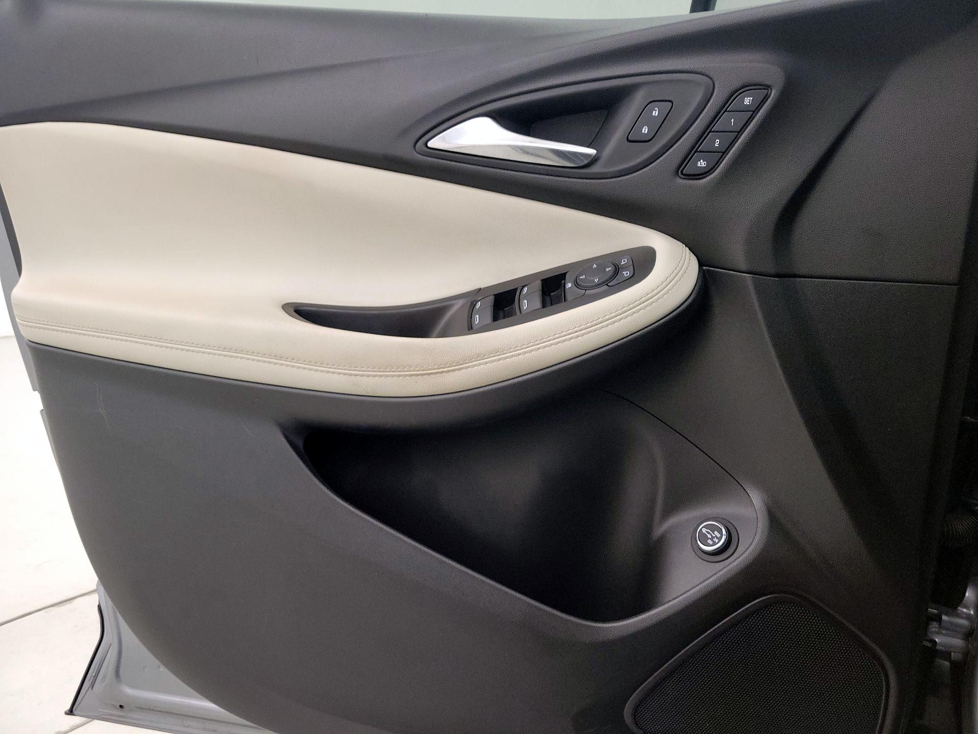 Thumbnail: 2023 Buick Encore GX - 12