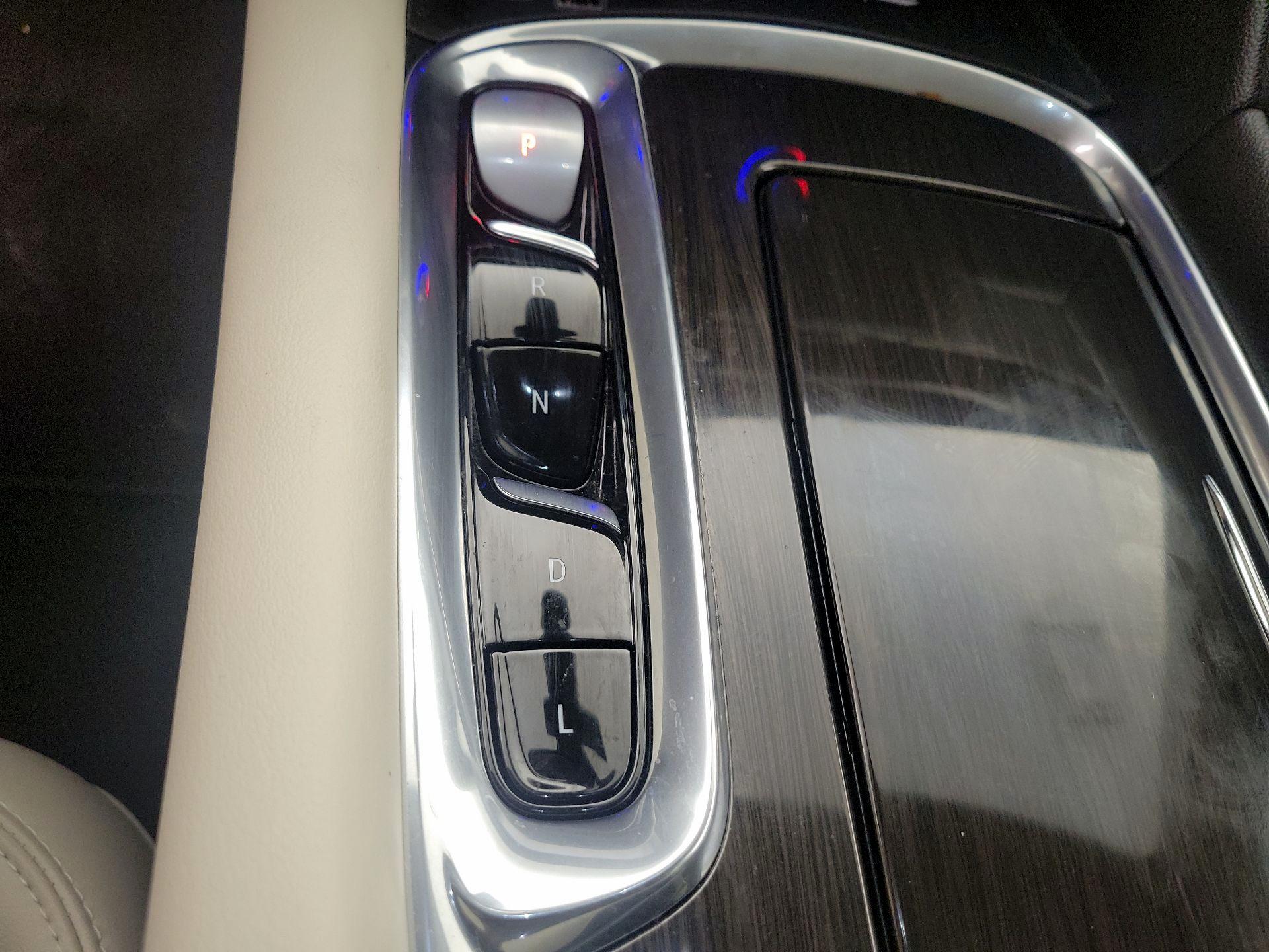 Thumbnail: 2023 Buick Enclave - 18