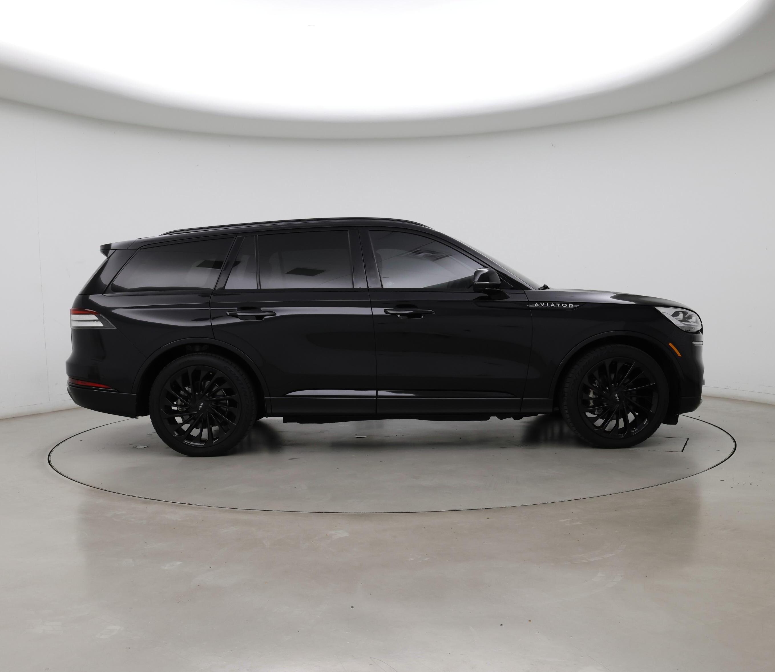 Thumbnail: 2022 Lincoln Aviator - 7